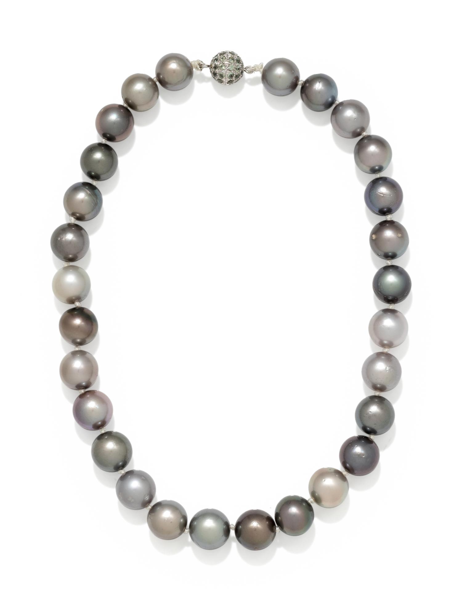 CULTURED TAHITIAN PEARL NECKLACE