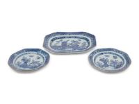 Three Chinese Export Porcelain Articles