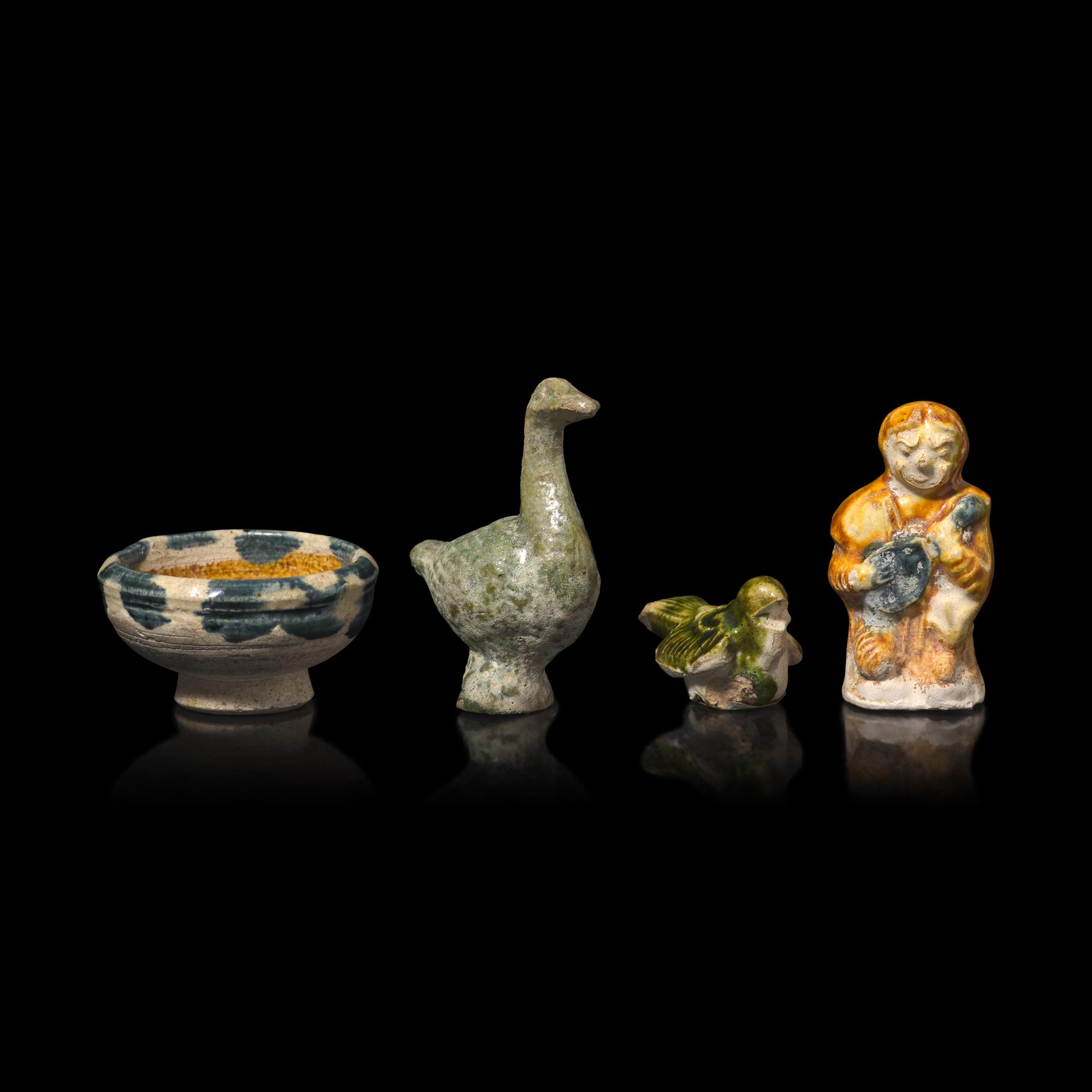 Four Chinese Glazed Pottery Miniatures, Tang Dynasty 唐 三彩袖珍器四件