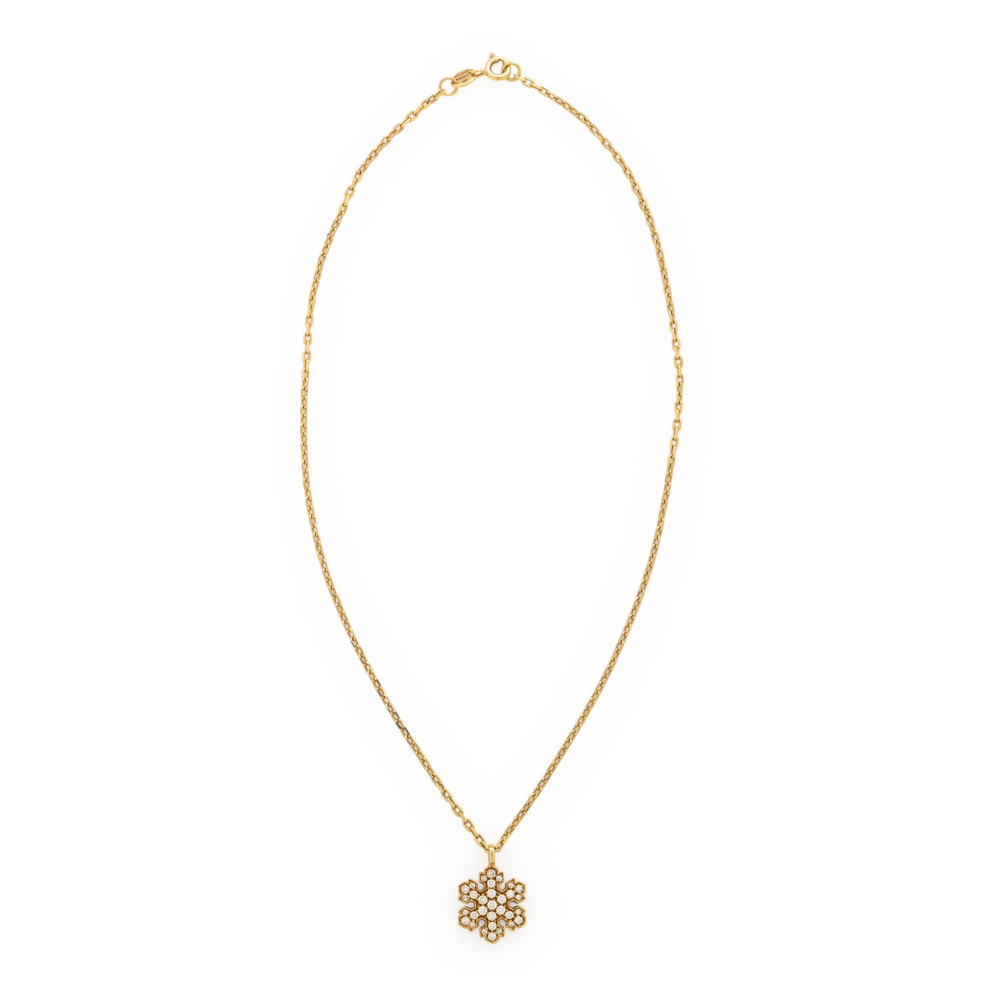 Bulgari, 'Fiocco de Neve', Diamond and Yellow Gold Necklace