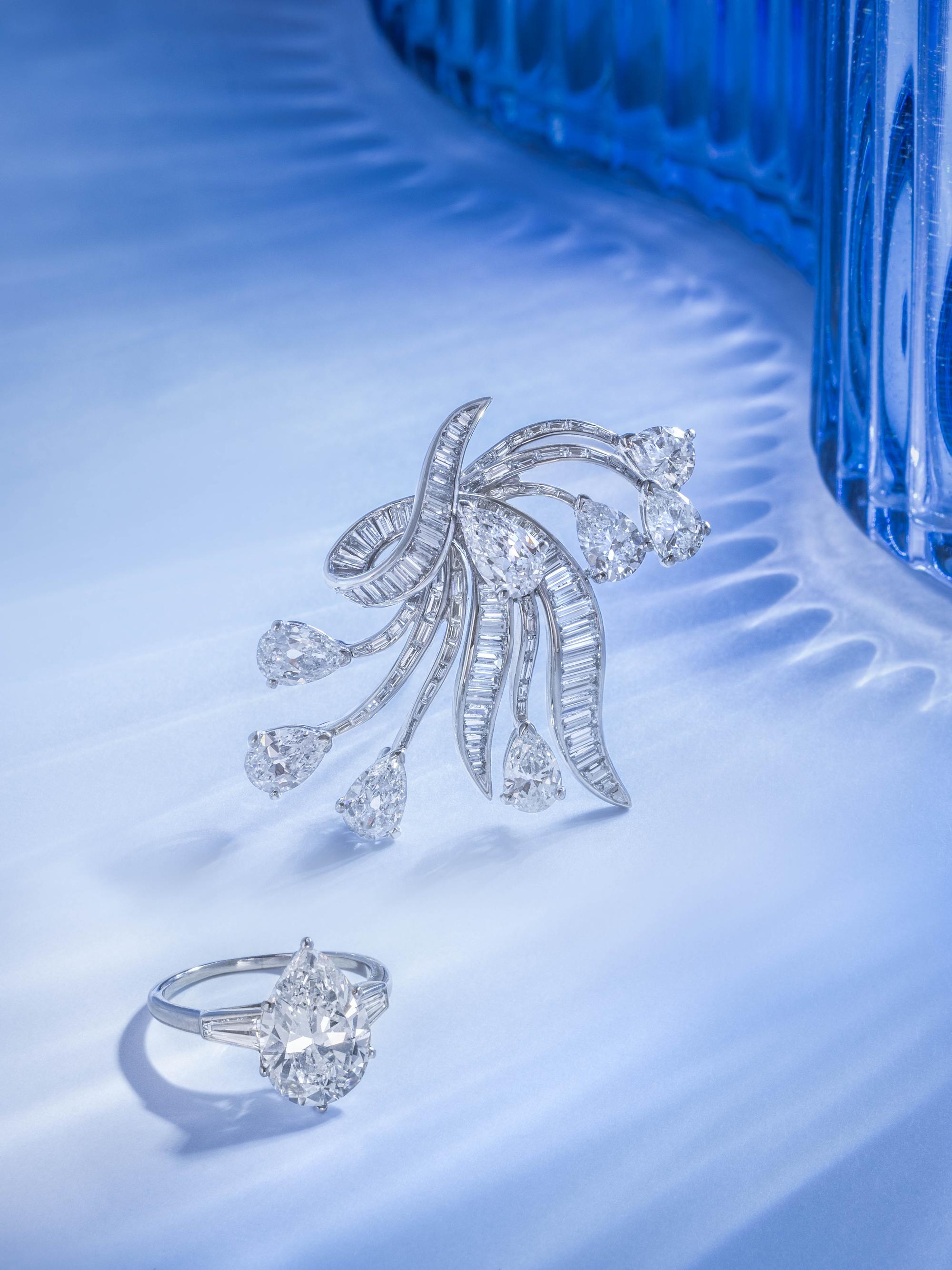 CARTIER, DIAMOND BROOCH