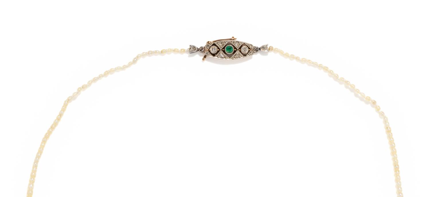 ANTIQUE, NATURAL PEARL NECKLACE