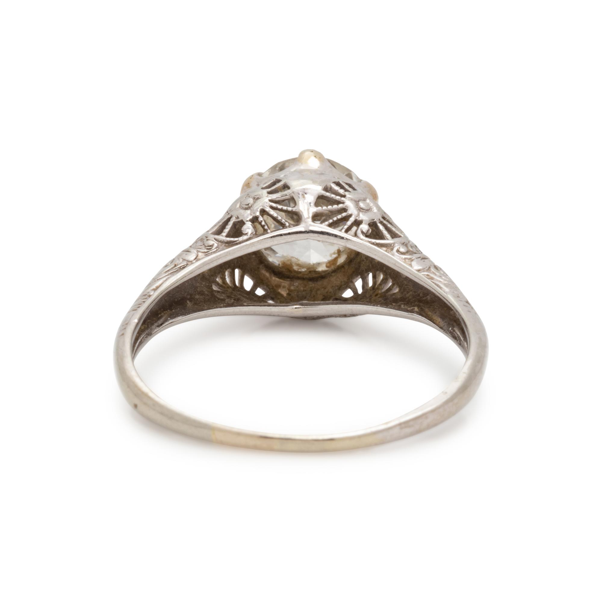 DIAMOND RING