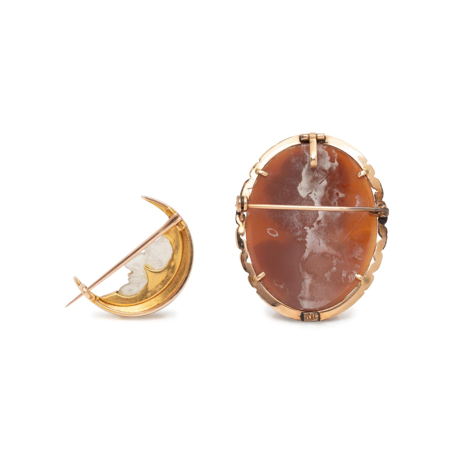 COLLECTION OF GOLD BROOCHES