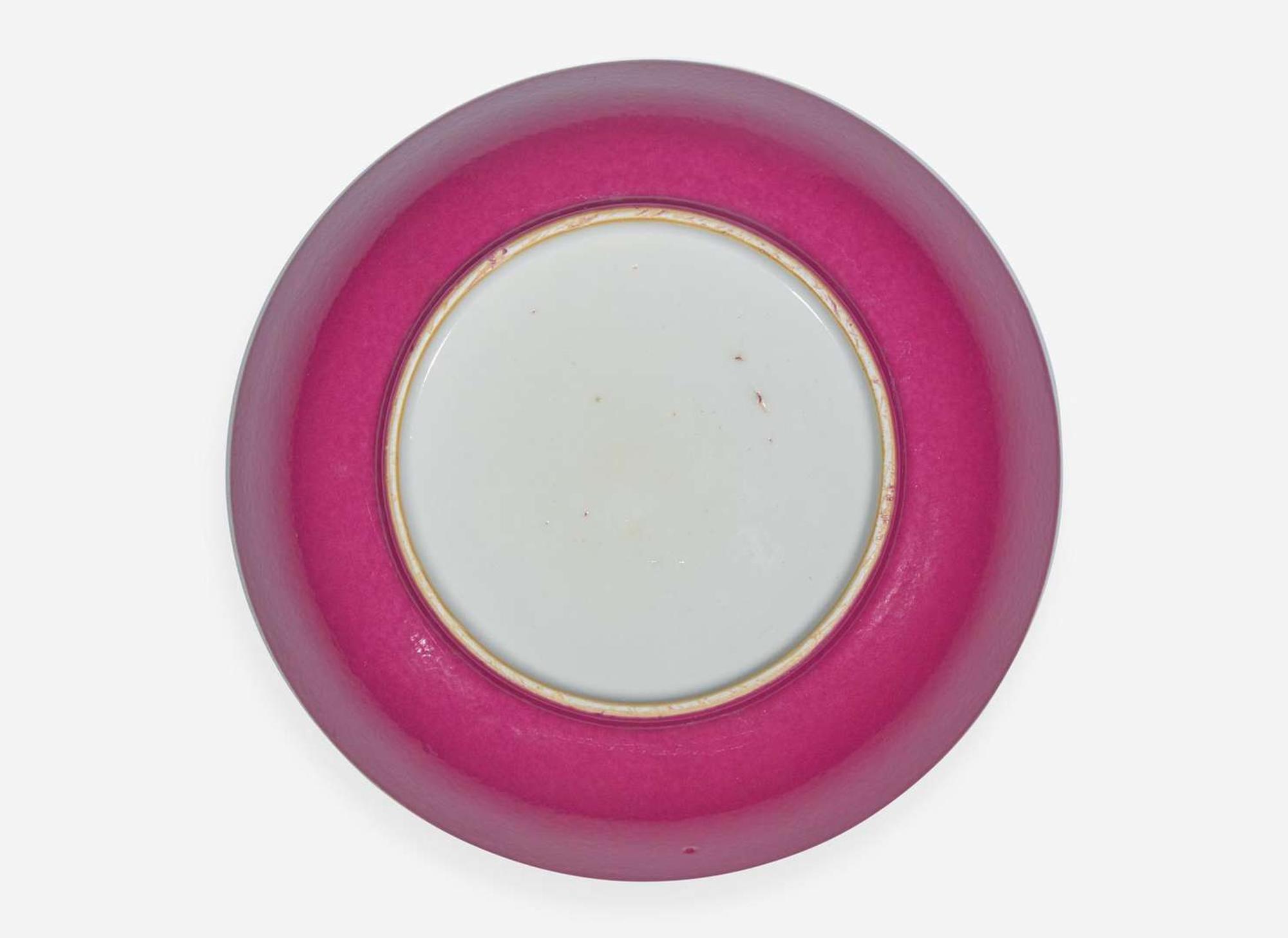 A Chinese ruby-back "Deer" small saucer dish,18th century 粉地福祿盤 十八世紀