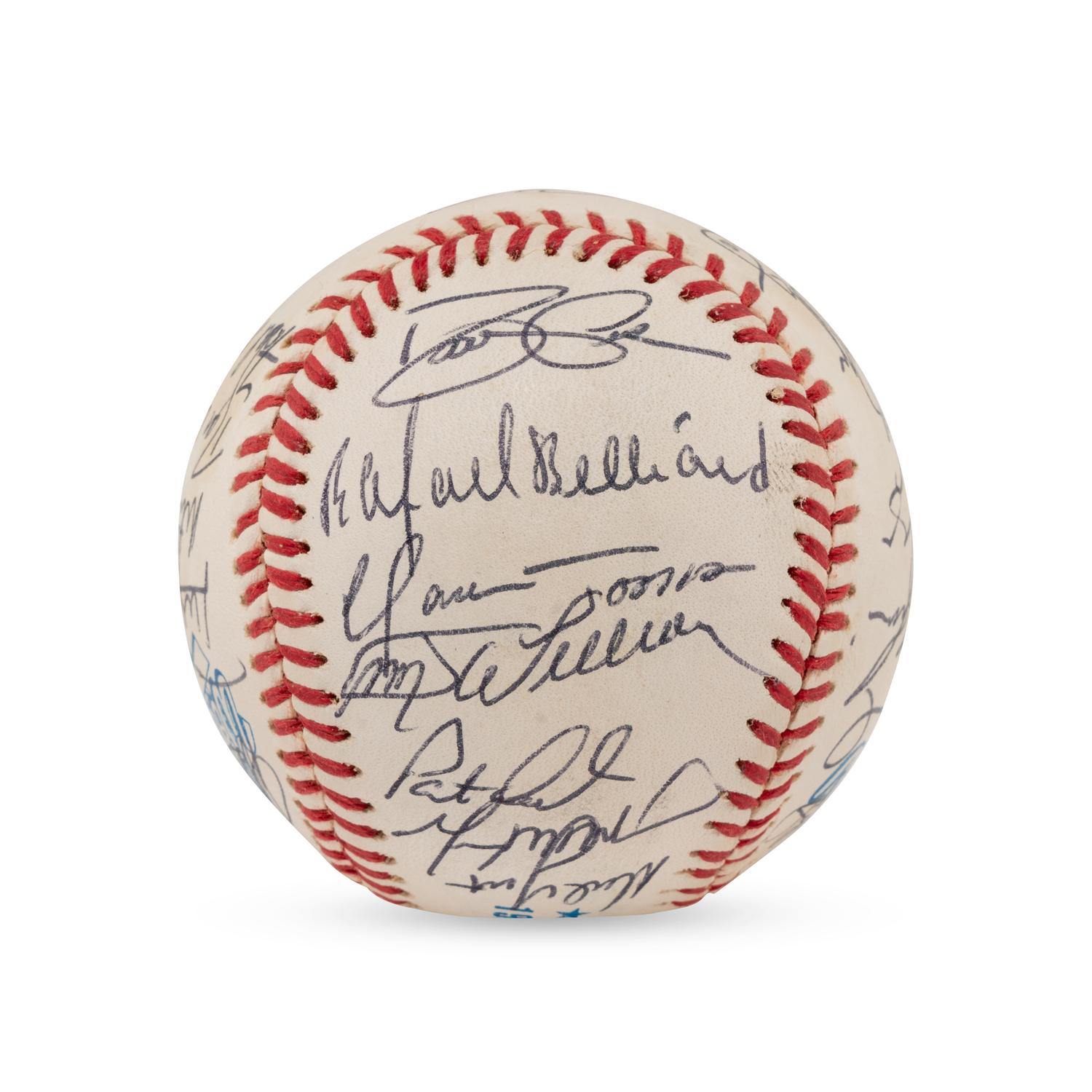 A 1995 World Series Champions Atlanta Braves Team Signed Autograph Baseball (Beckett Authentication Services Letter of Authenticity)