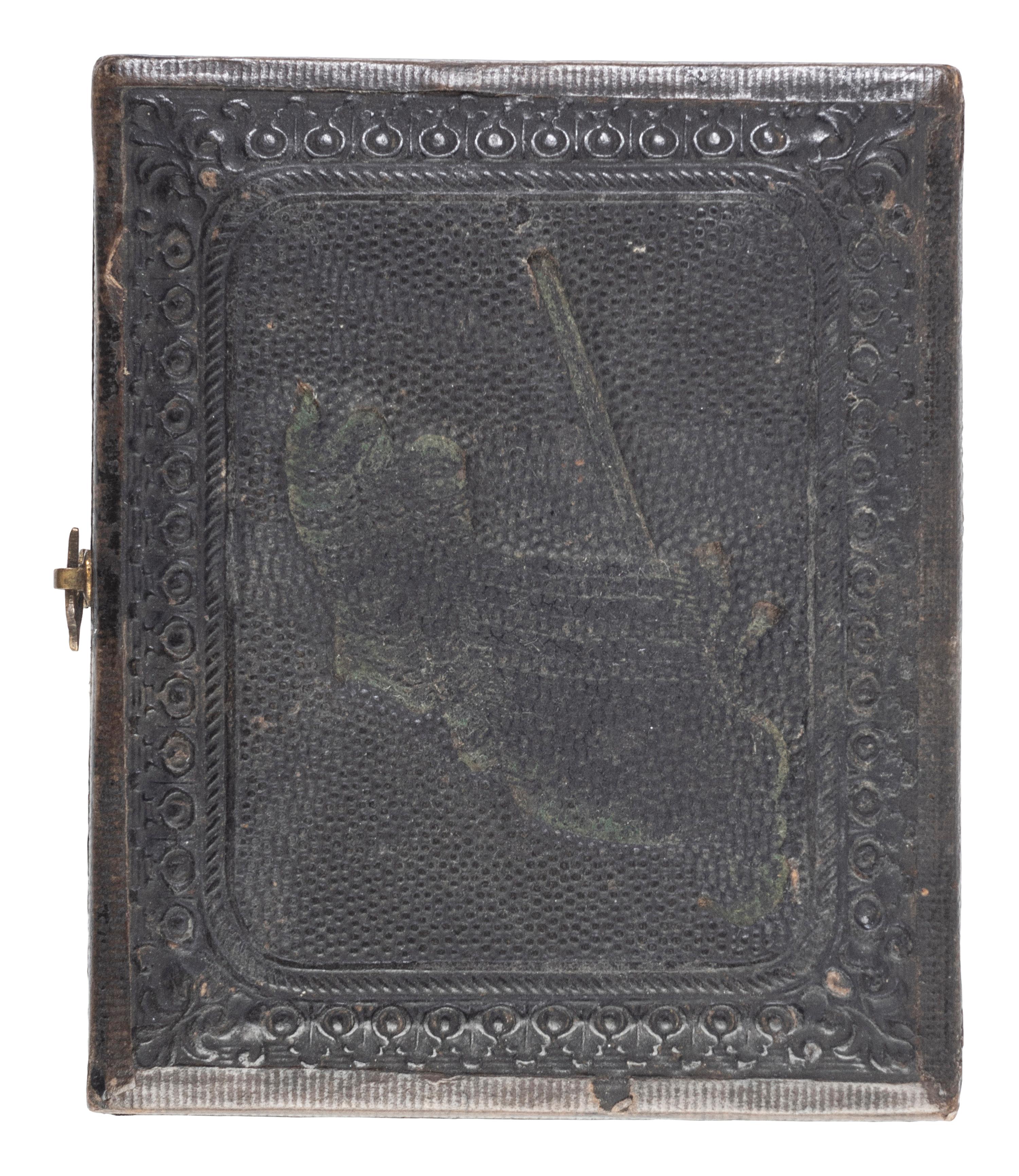 A group of 14 items identified to Captain William L. Curry, Company K, 1st Ohio Volunteer Cavalry, incl. inscribed Model 1840 US Army regulation cavalry saber, belt plate, spurs, and tintype.