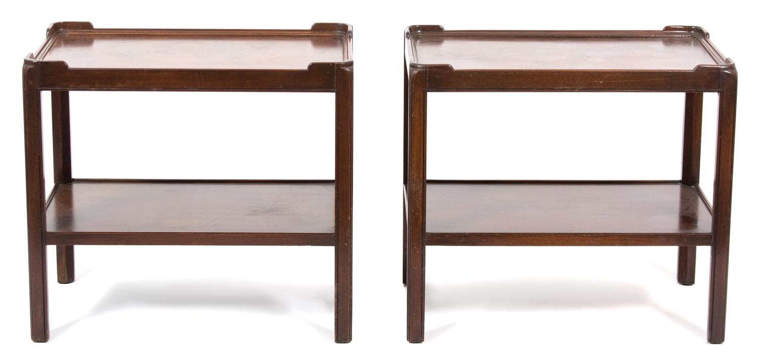 A Pair of Georgian Style Mahogany Side Tables Height 24 x width 17 x depth 27 inches. — 20TH CENTURY