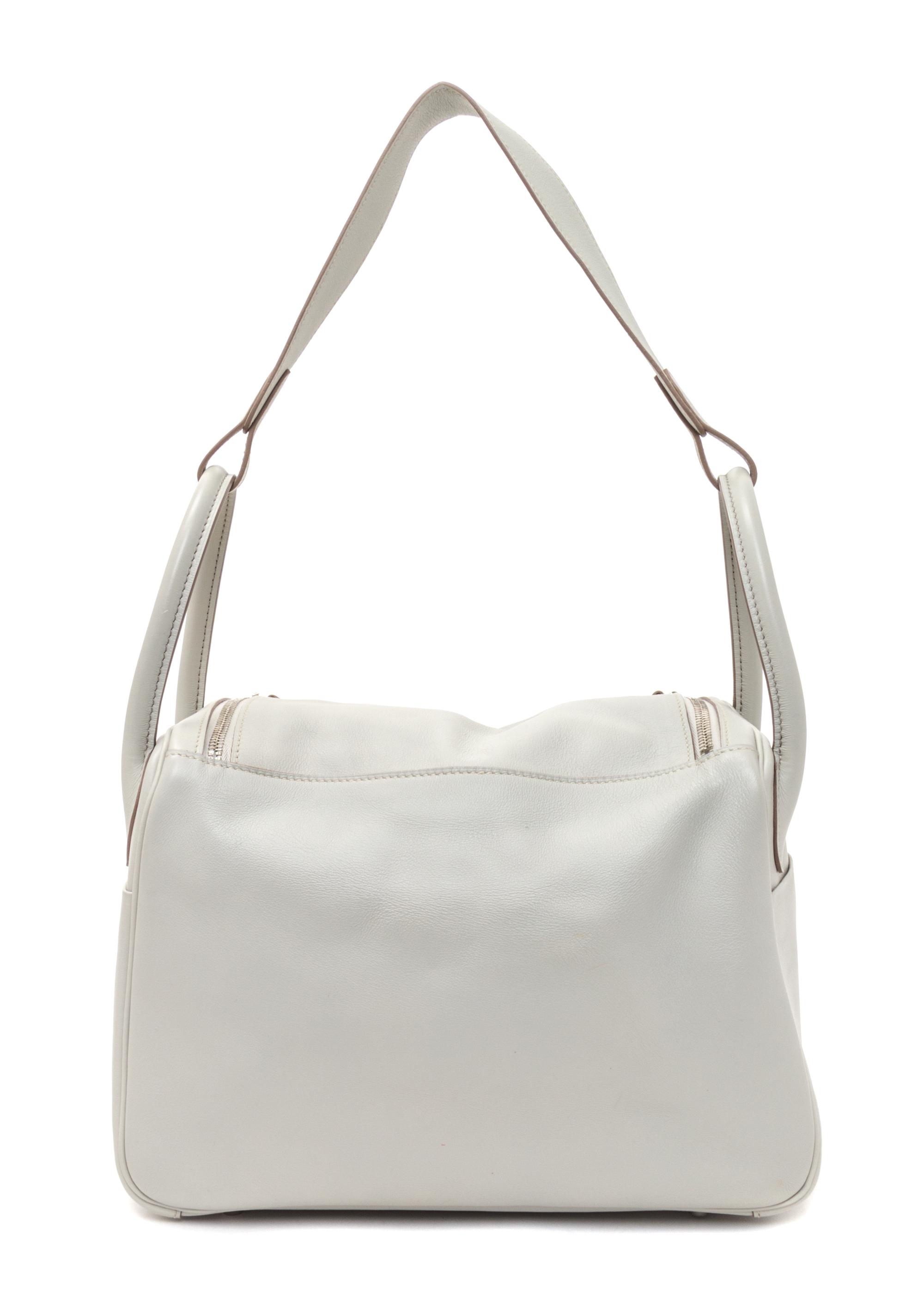 An Hermes Gris Pearle Swift Lindy 30 Handbag, 12" x 7.5" x 6.5".