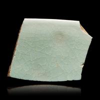 A Ru Ware and A Guan Ware Porcelain Fragment, Song Dynasty 宋 汝窯官窯瓷片各一