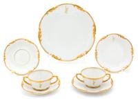 A Limoges Porcelain Partial Dinner Service Dinner plate diameter 9 1/2 inches.