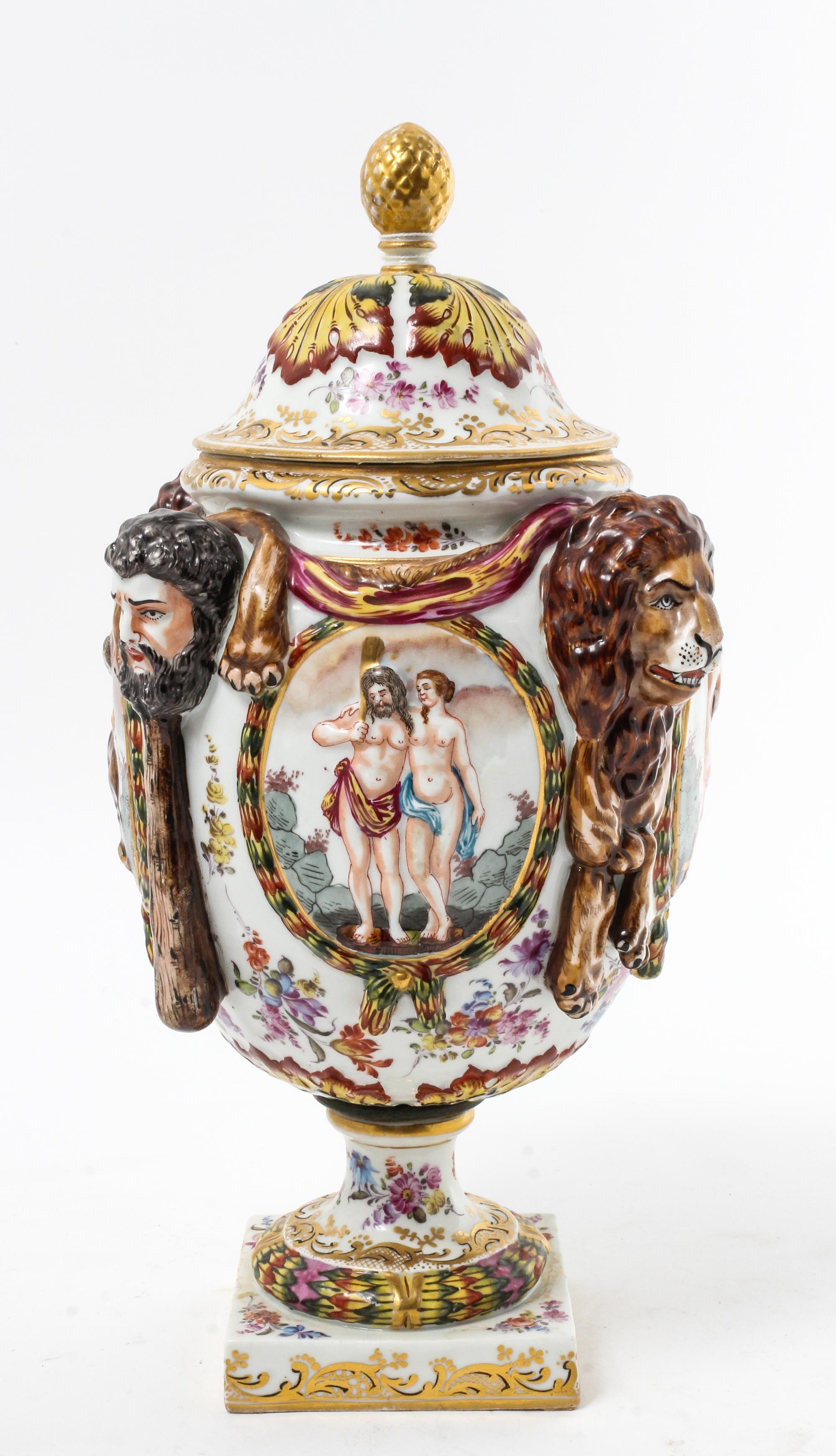 A Capodimonte Porcelain Urn Height 15 1/2 inches. — 19TH/20TH CENTURY