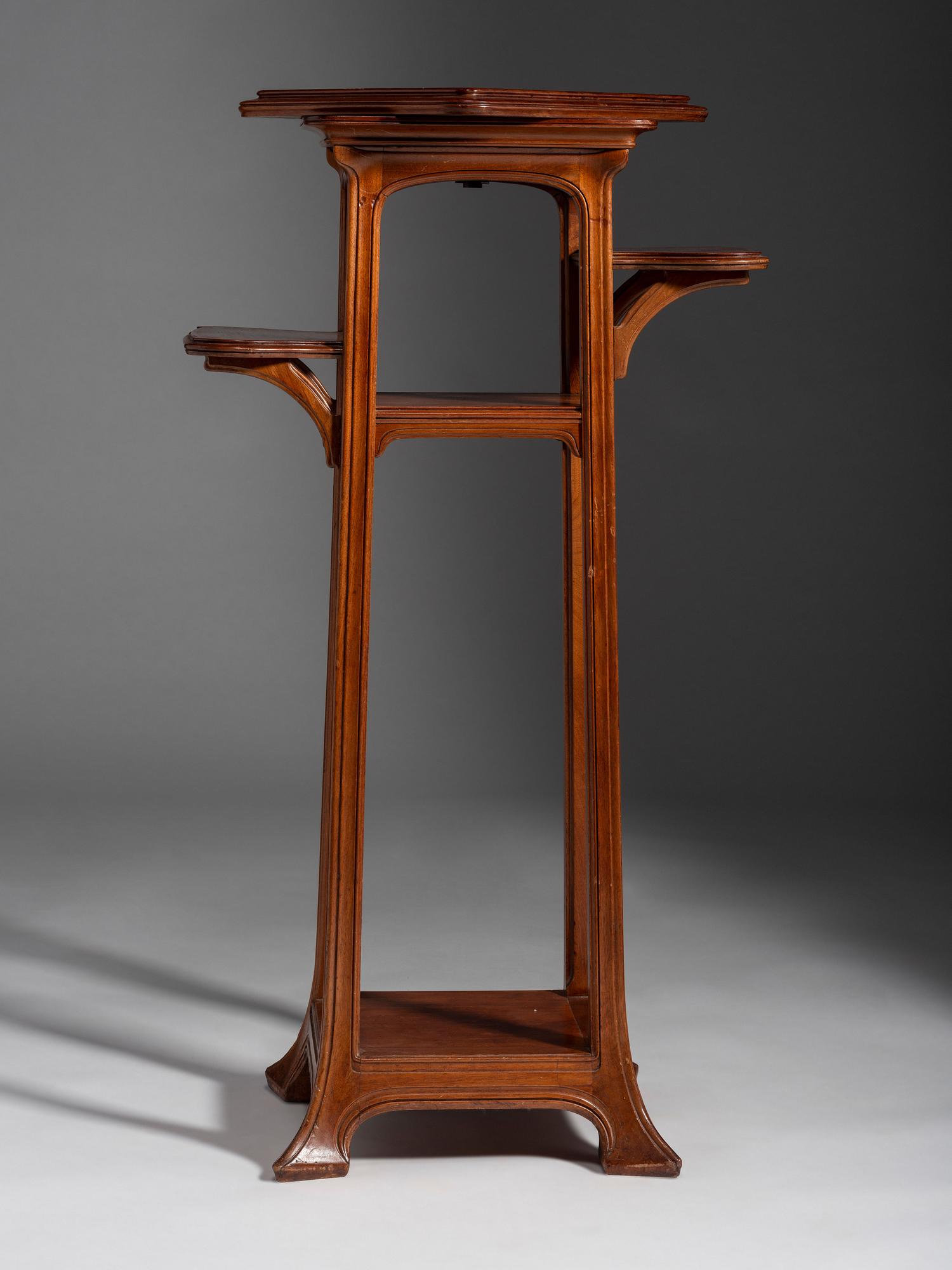 Tiered Pedestal