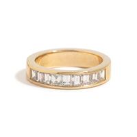 YELLOW GOLD AND DIAMOND RING