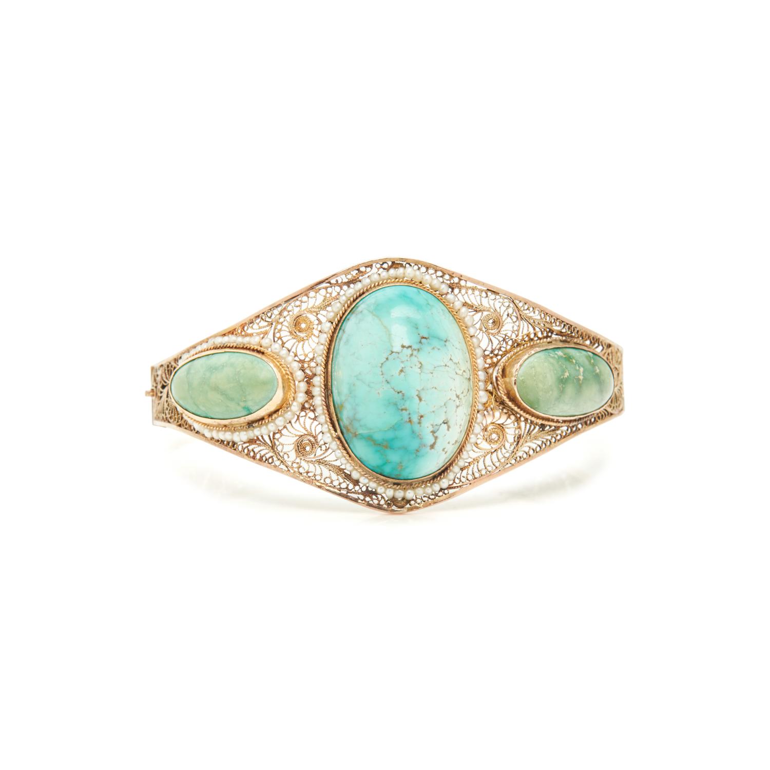 TURQUOISE AND SEED PEARL JEWELRY SUITE