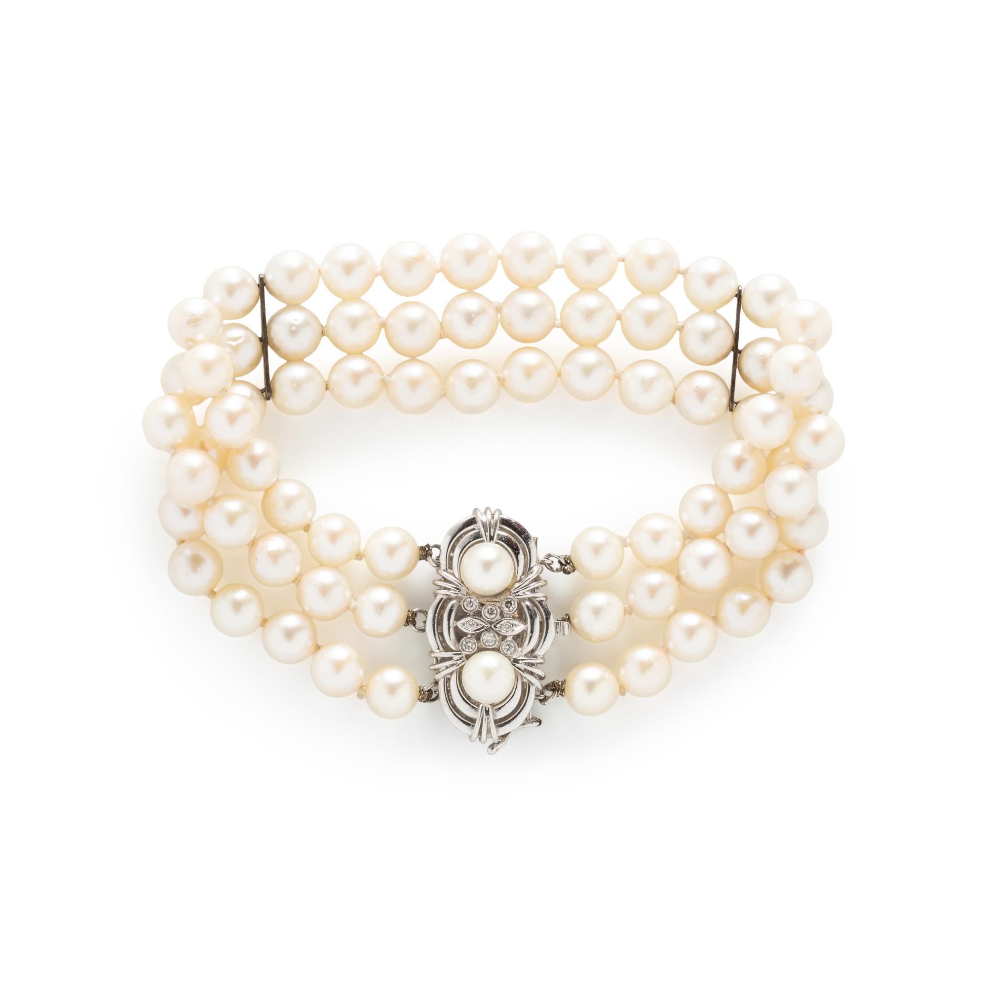 CULTURED PEARL AND DIAMOND BRACELET