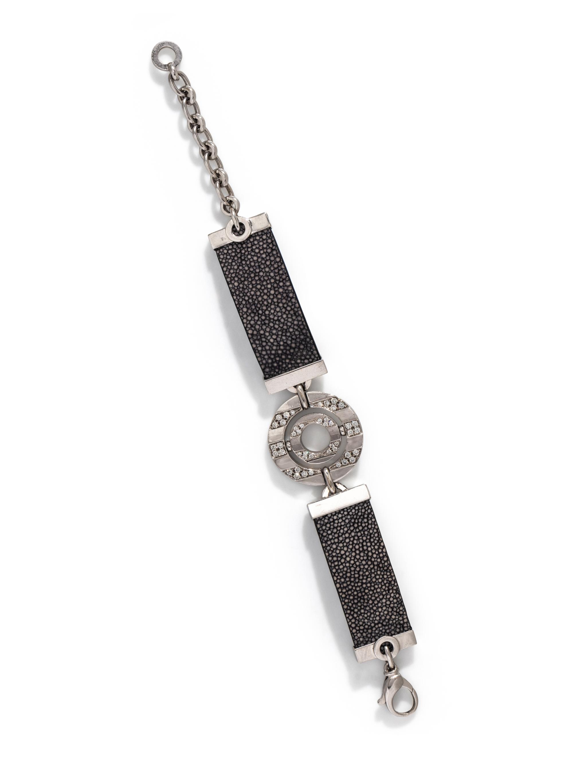 BULGARI, WHITE GOLD, DIAMOND AND SHAGREEN BRACELET