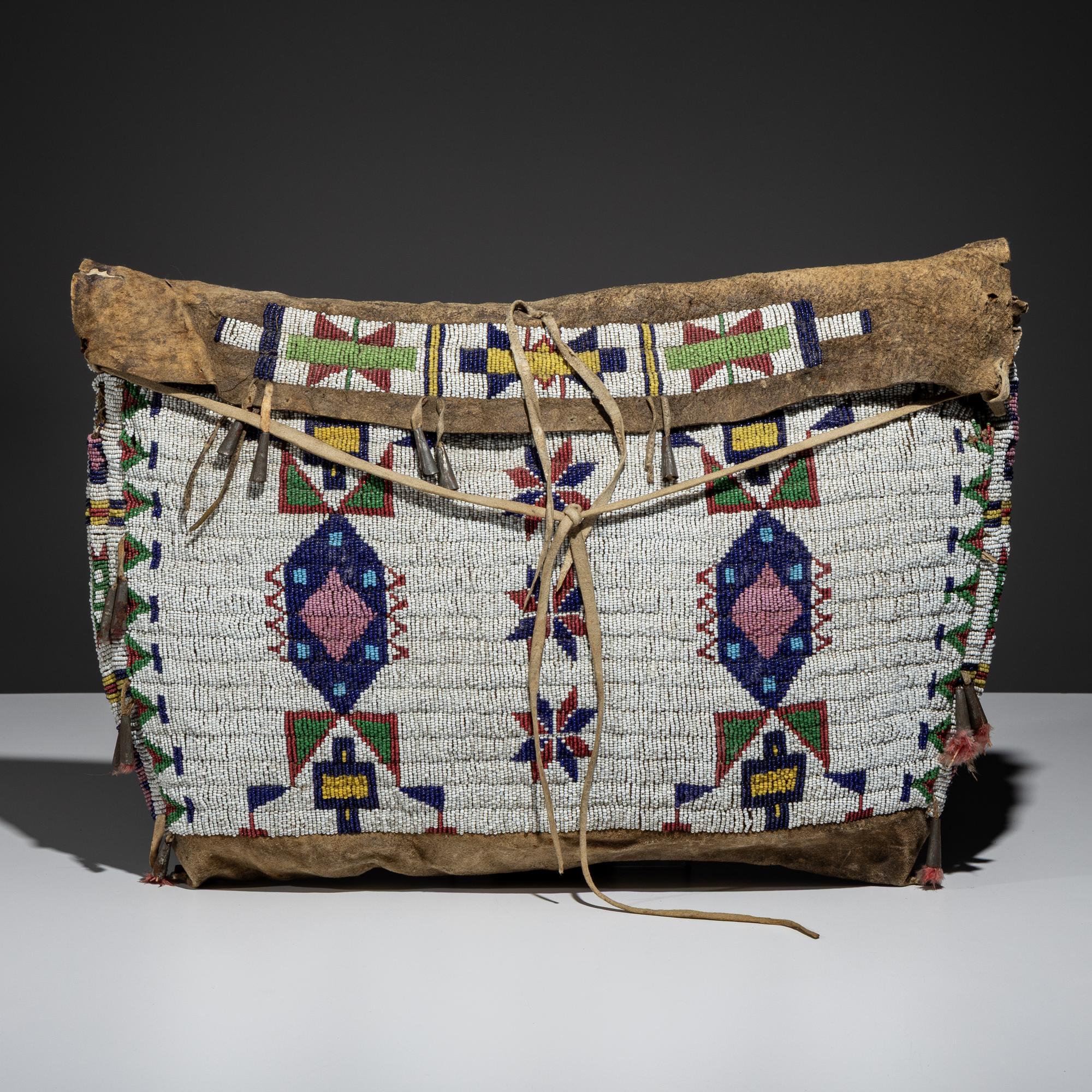 Sioux Beaded Hide Possible Bag