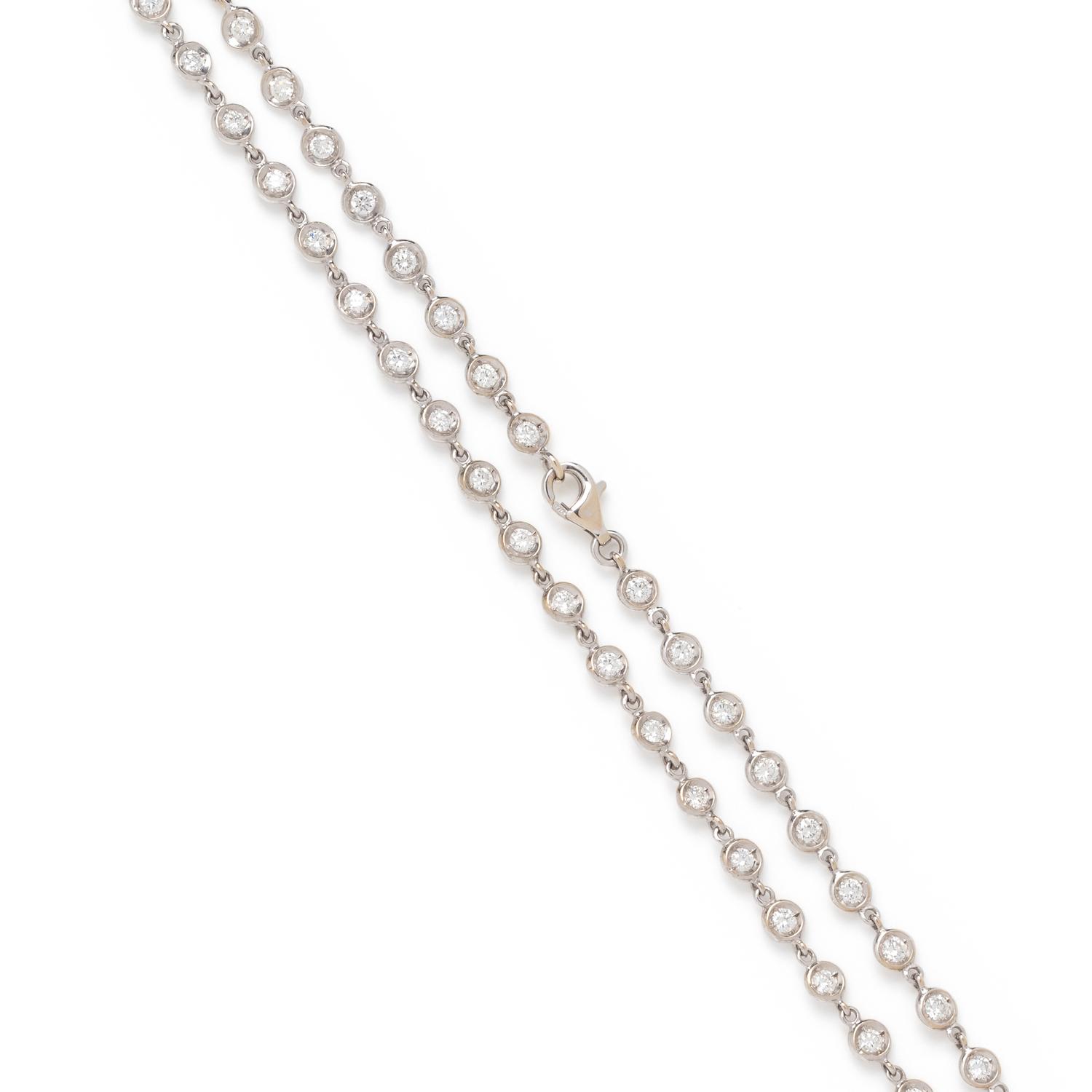 WHITE GOLD AND DIAMOND NECKLACE