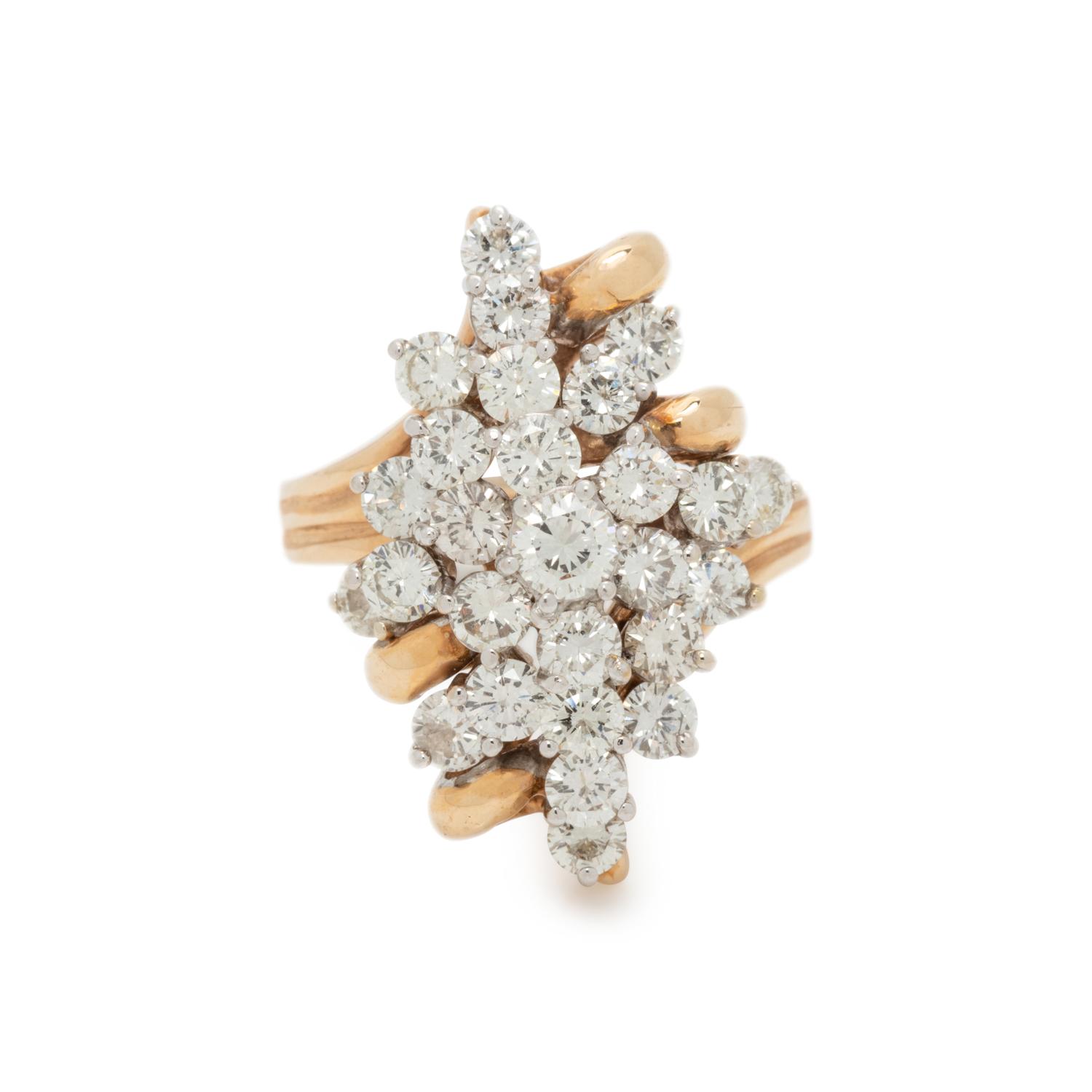 DIAMOND CLUSTER RING
