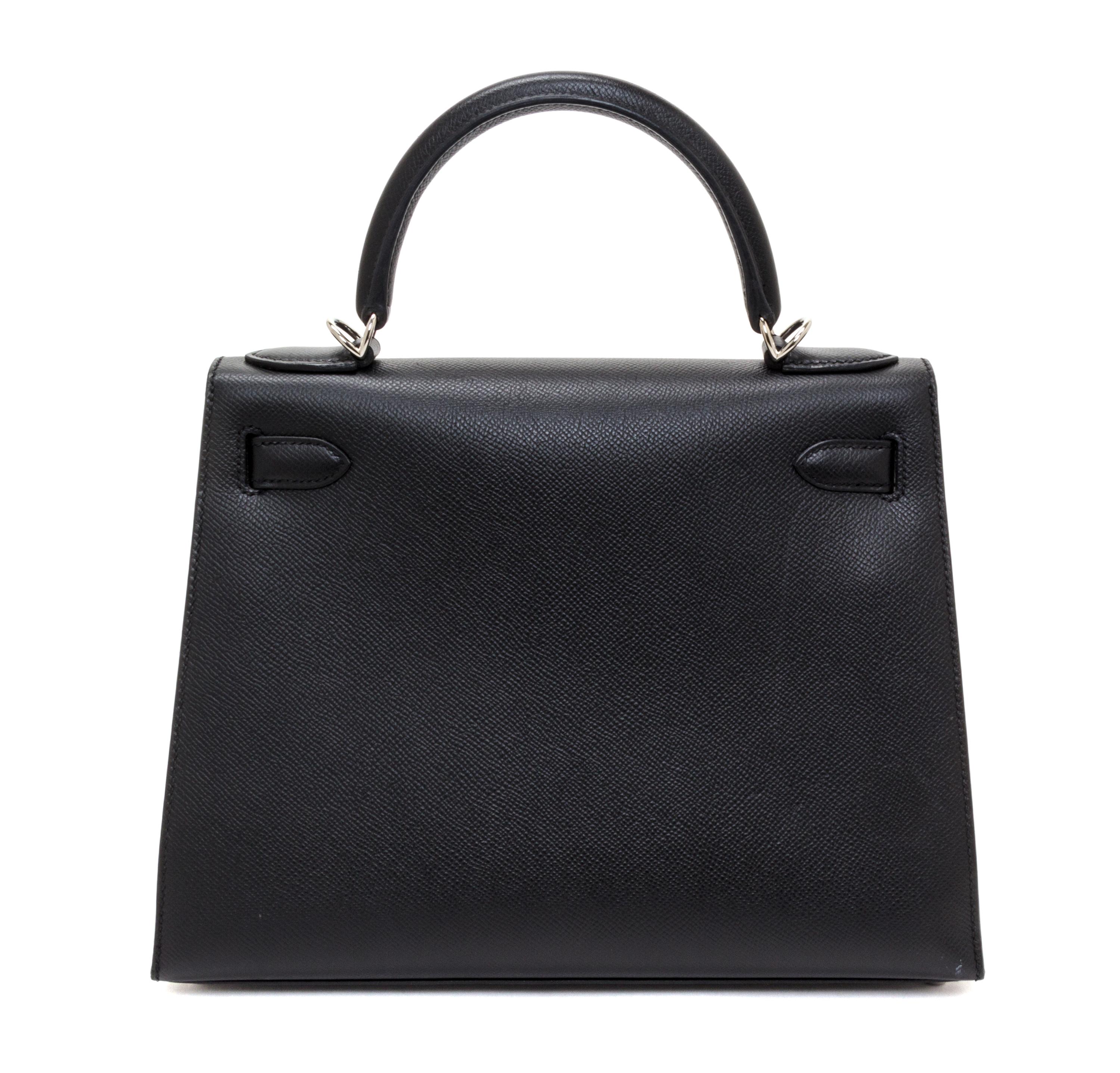 An Hermes Noir Epsom Sellier 28cm Kelly Handbag, 11" x 8.5" x 4".