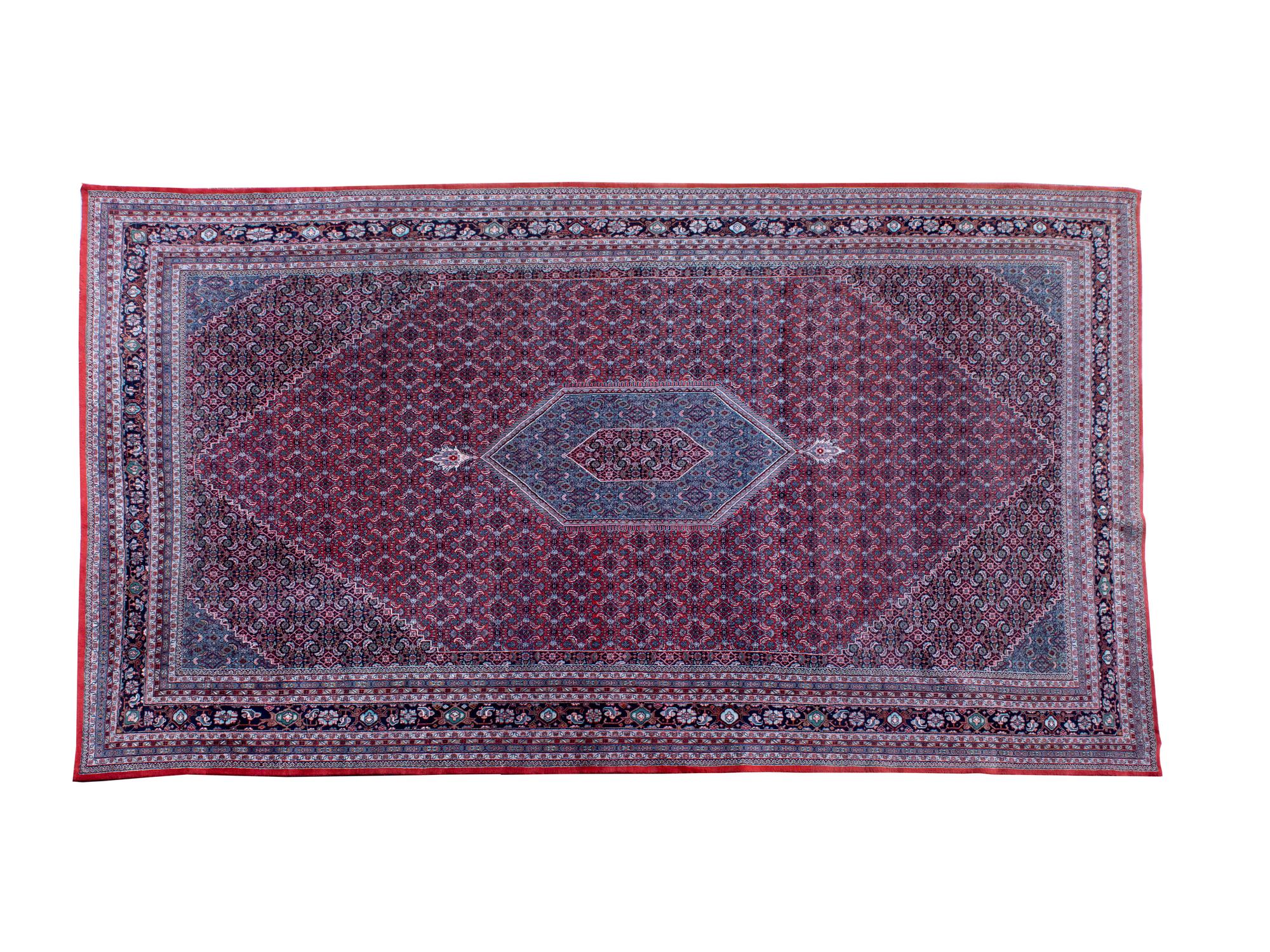 A Mahal Wool Rug — 20TH CENTURY