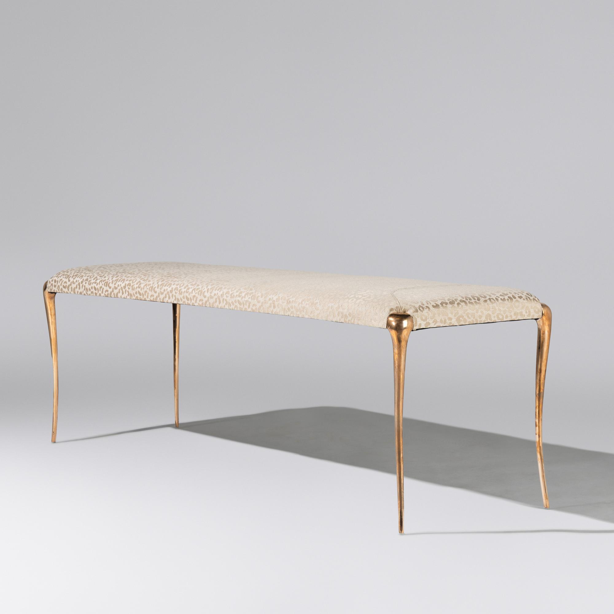 'Aria' b ench, upholstered in Lelievre fabric