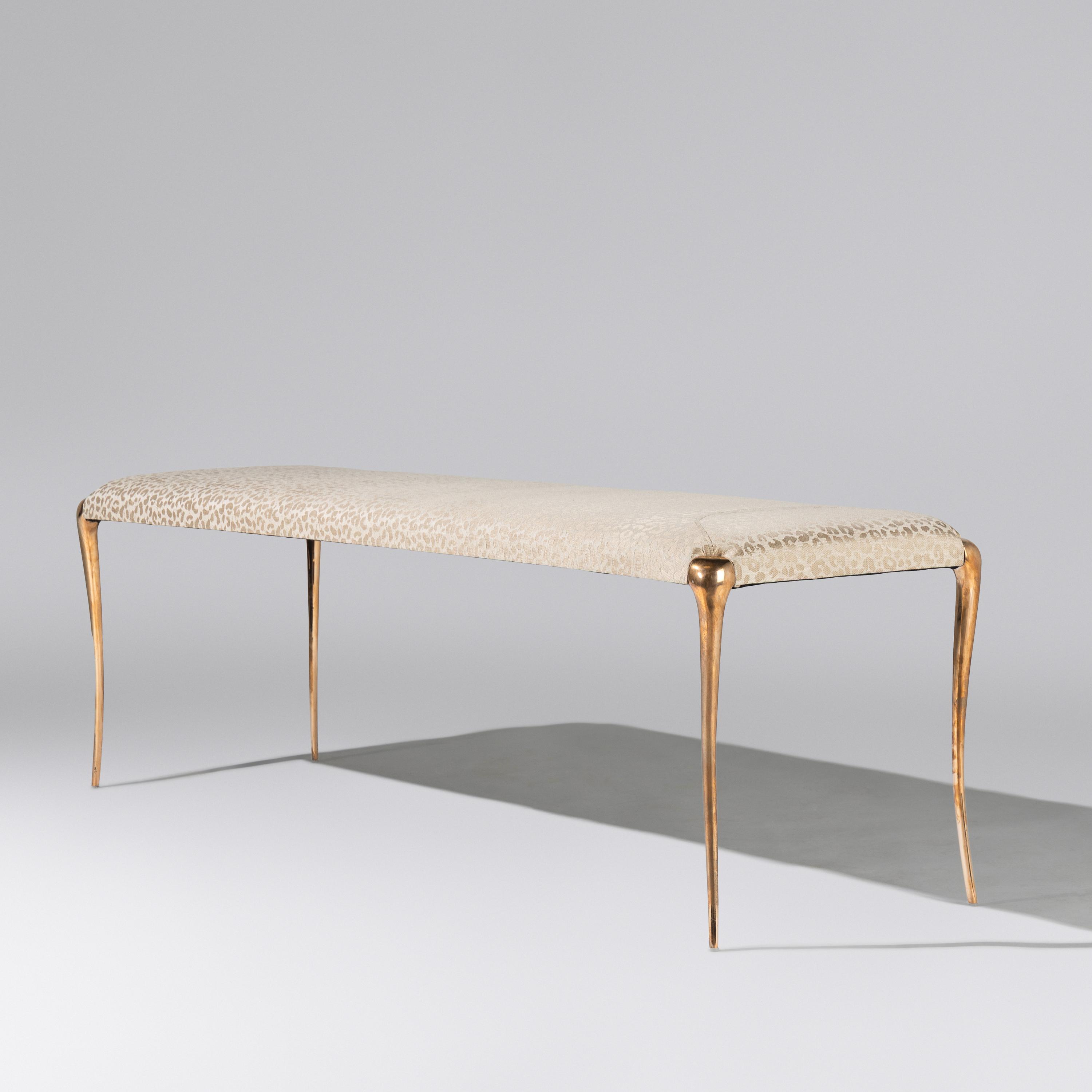 'Aria' b ench, upholstered in Lelievre fabric