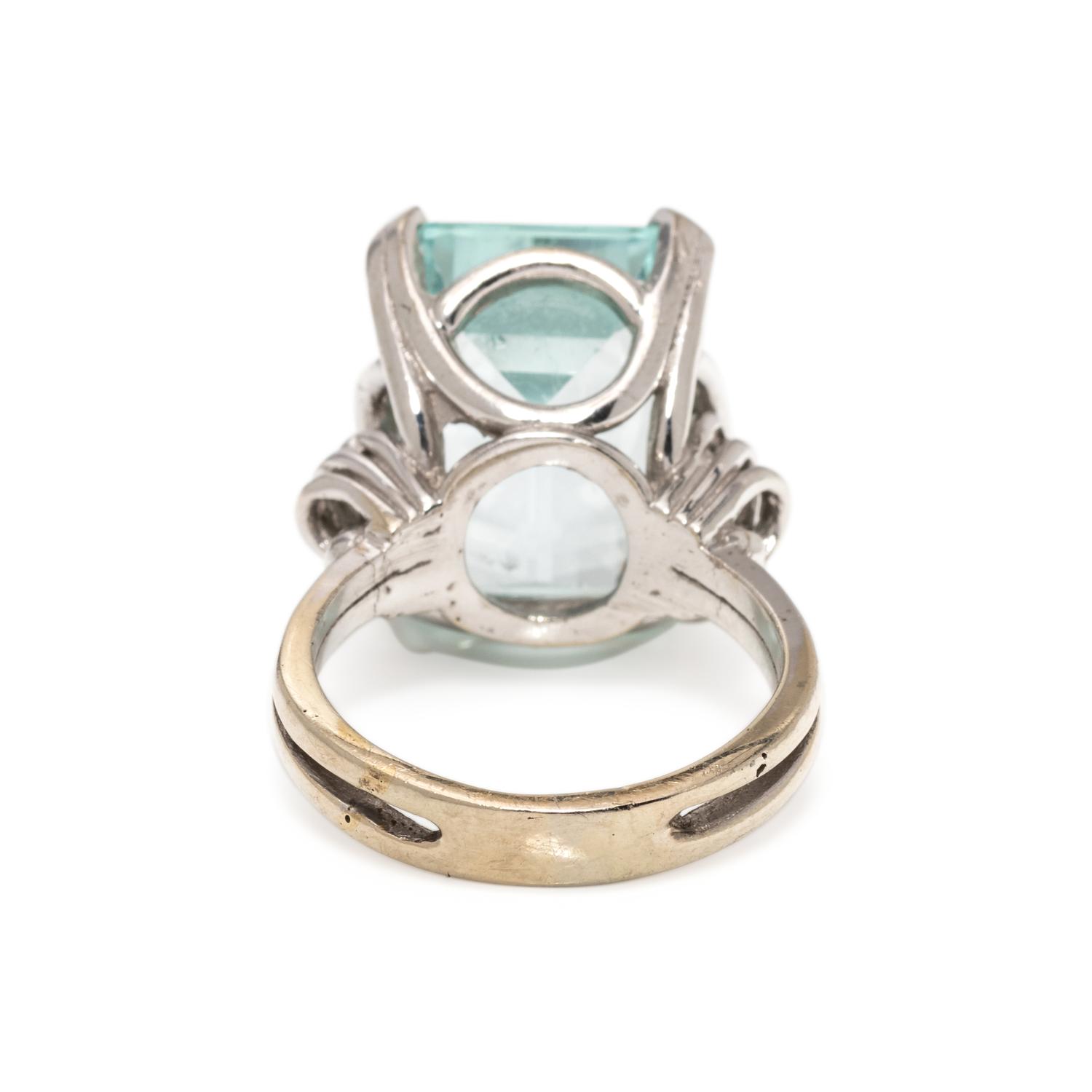 AQUAMARINE RING