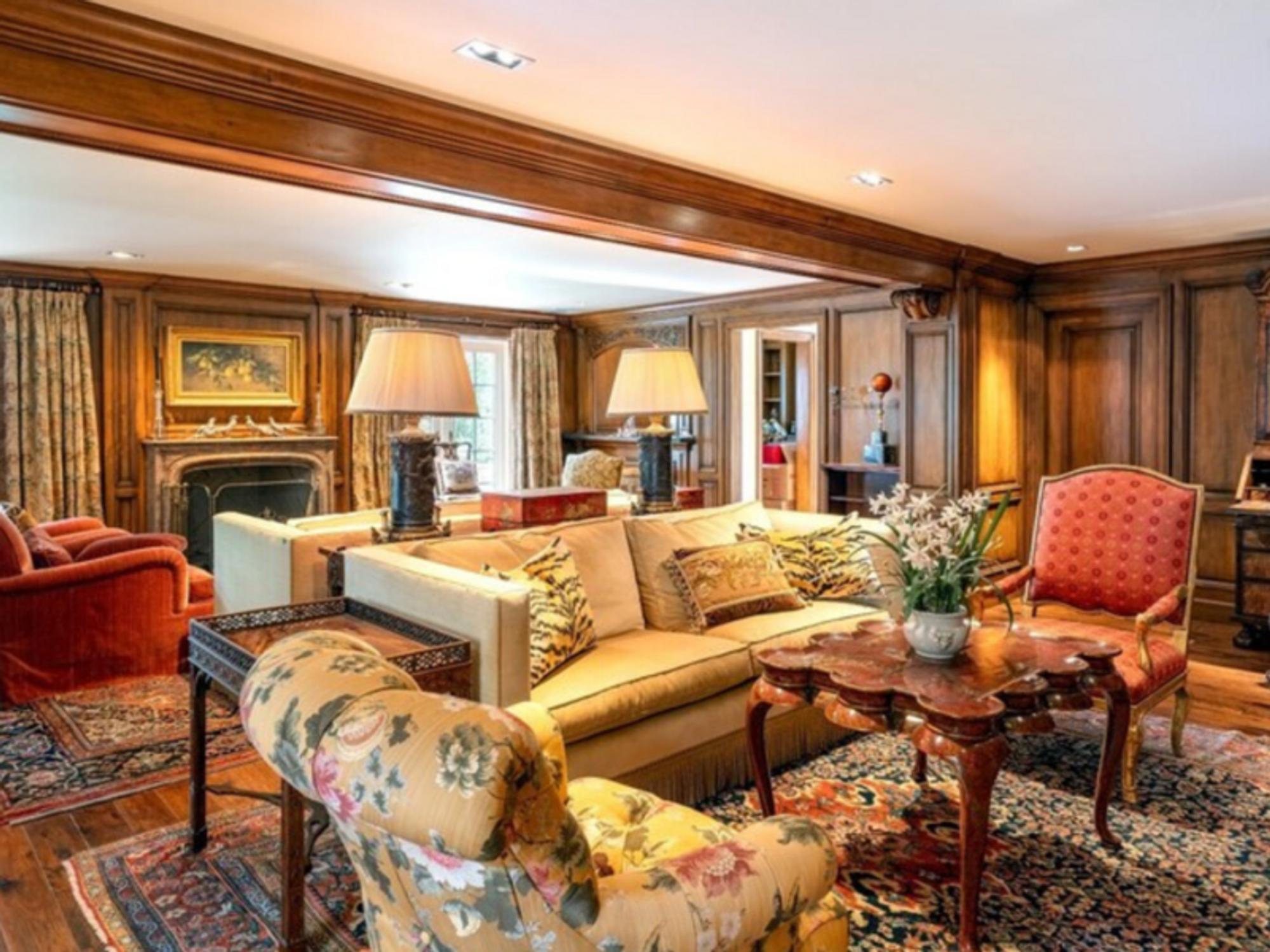 Property from the Collection of Linda and Howard Graham from a Linda Floyd Designed Interior, Monte Sereno, California