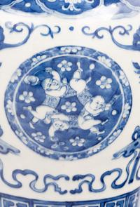 A Pair of Blue and White Porcelain General Jars and Covers