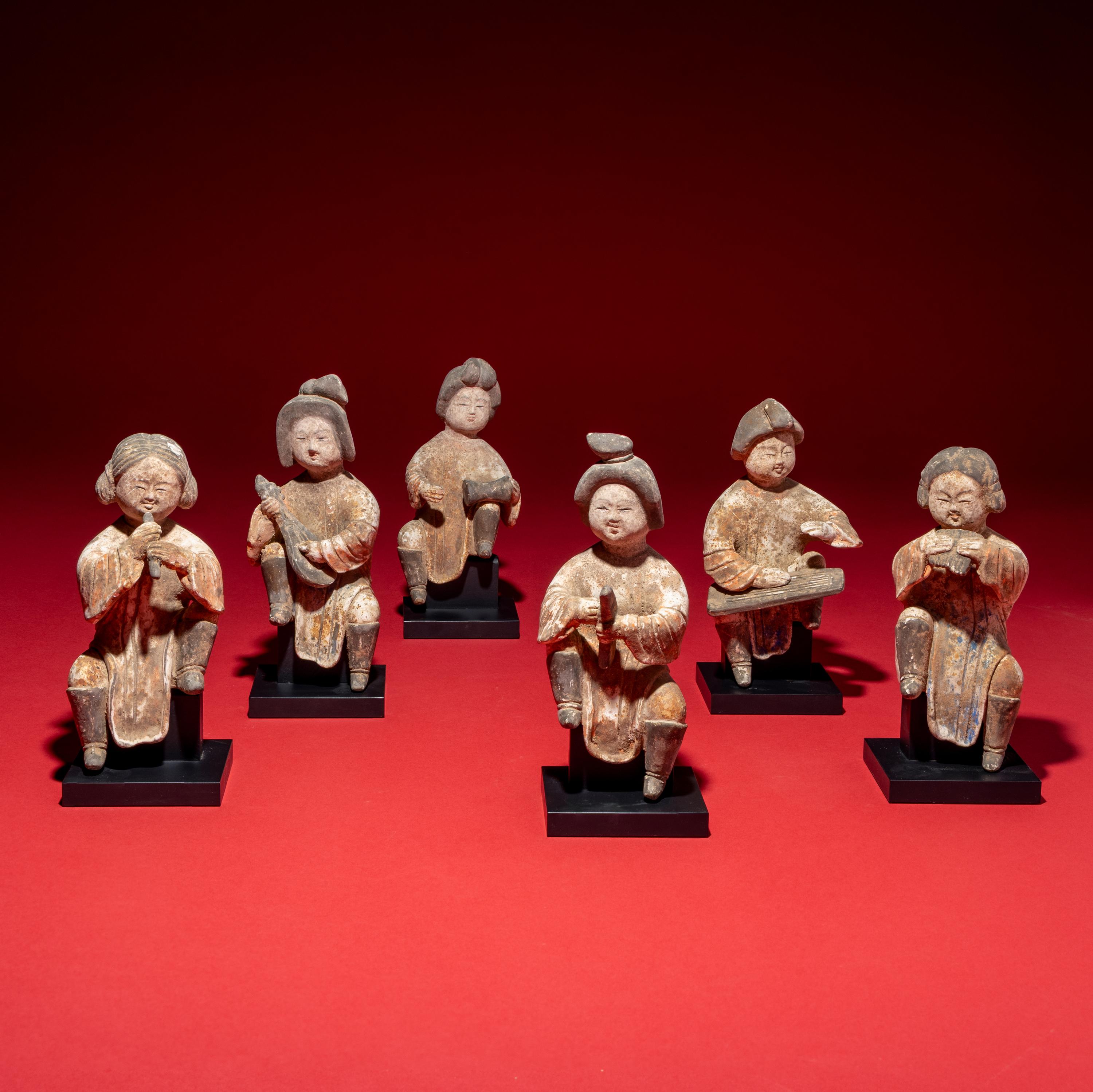 Six Chinese Painted Pottery Figures of Female Musicians, Tang Dynasty Style — 唐式陶加彩樂伎俑一組六件