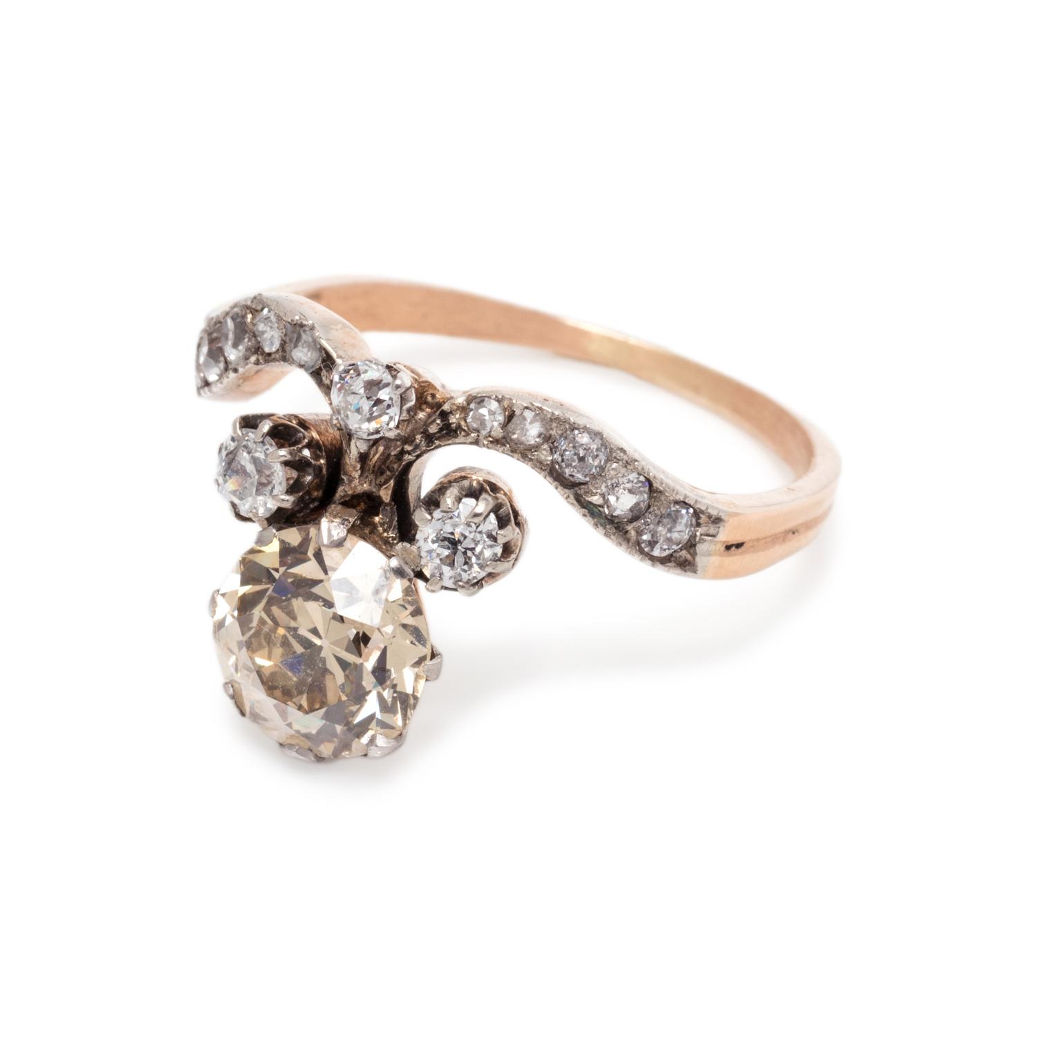 ANTIQUE, DIAMOND RING