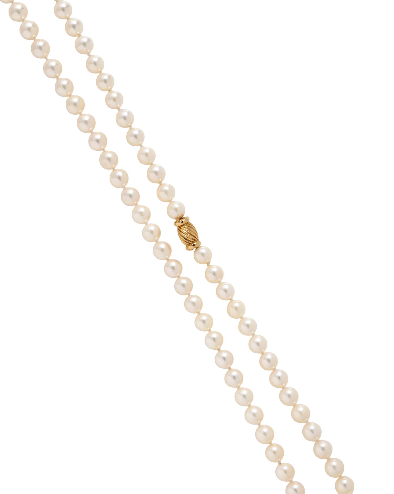 CULTURED PEARL NECKLACE