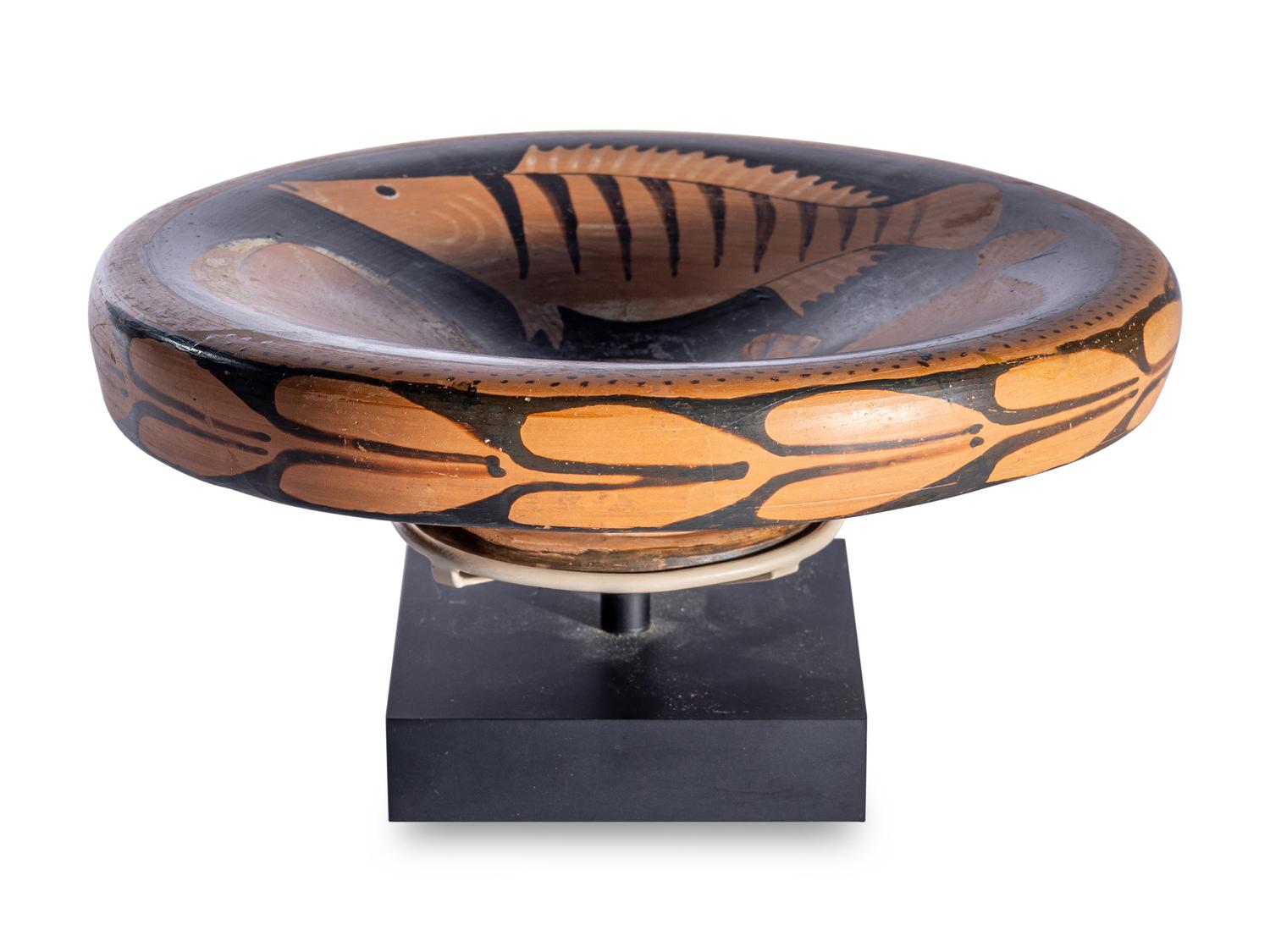 An Apulian Red-Figured Fishplate