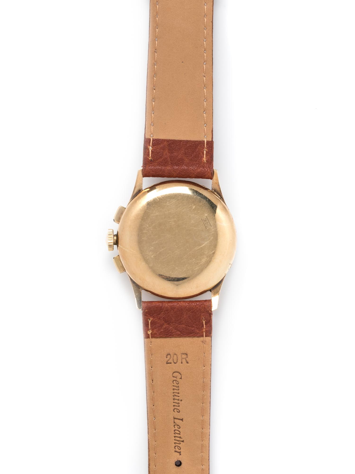 UNIVERSAL GENEVE, 14K YELLOW GOLD REF. 52218 'TRI-COMPAX' TRIPLE DATE CHRONOGRAPH WRISTWATCH