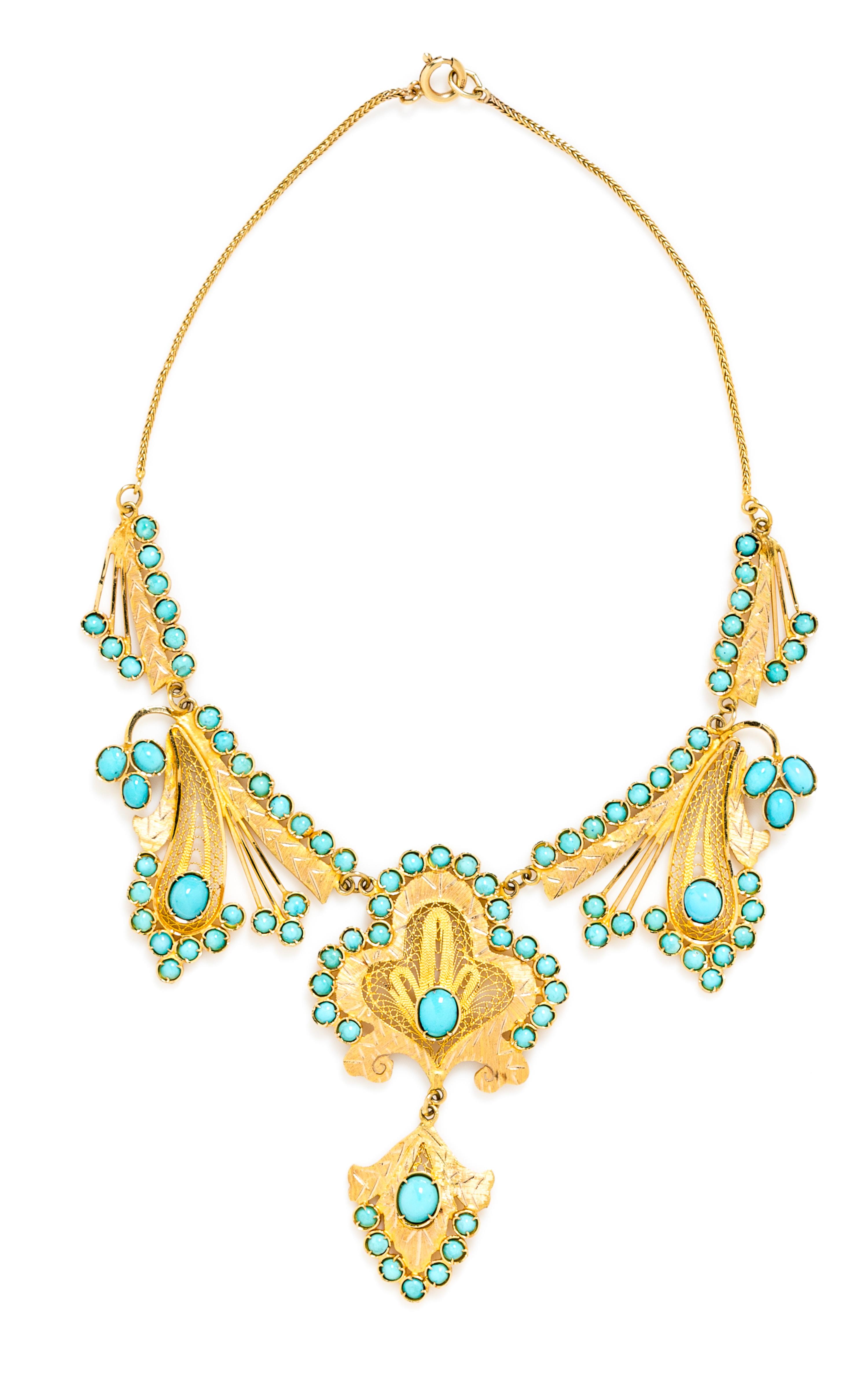 An 18 Karat Yellow Gold and Turquoise Necklace, 31.60 dwts.