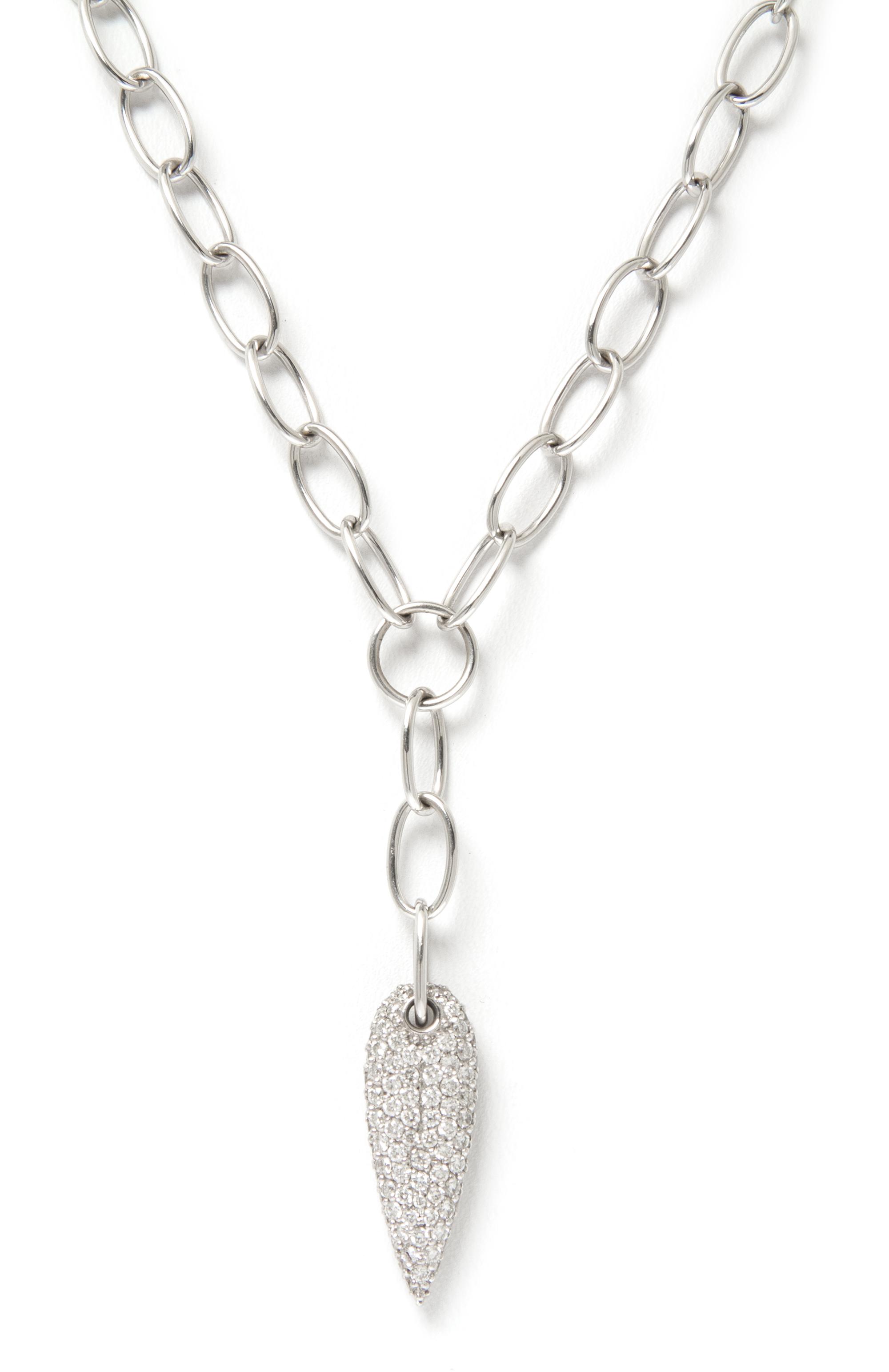 An 18 Karat White Gold and Diamond Pendant Necklace, 13.80 dwts.