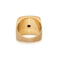 YELLOW GOLD AND DIAMOND RING