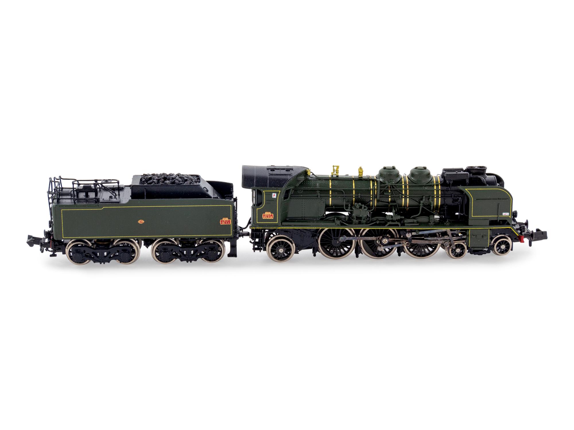 A Factory Boxed Fulgurex Polychrome N-Gauge S.N.C.F 4-6-2 Locomotive and Tender