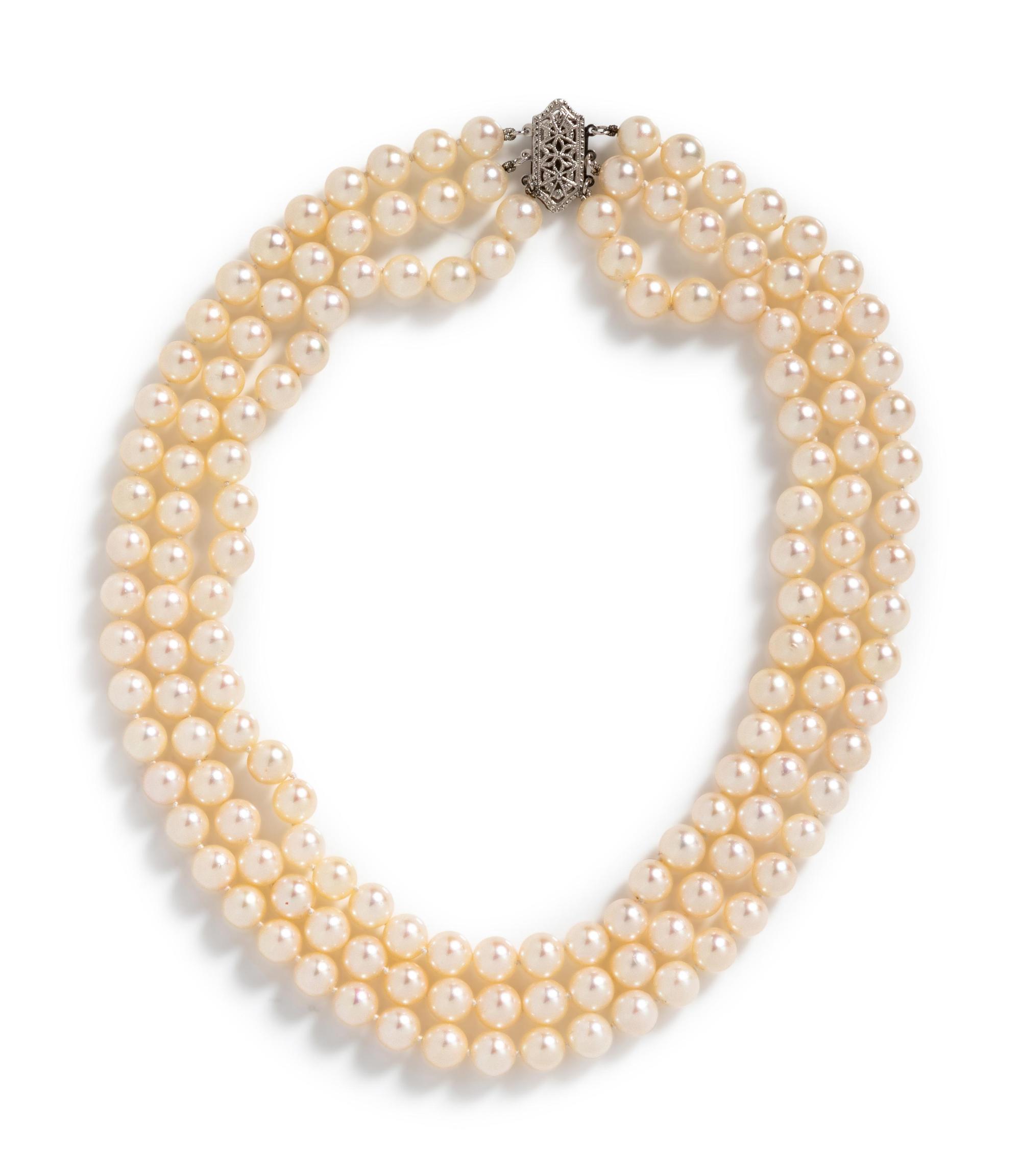 A 14 Karat White Gold and Cultured Pearl Necklace,
