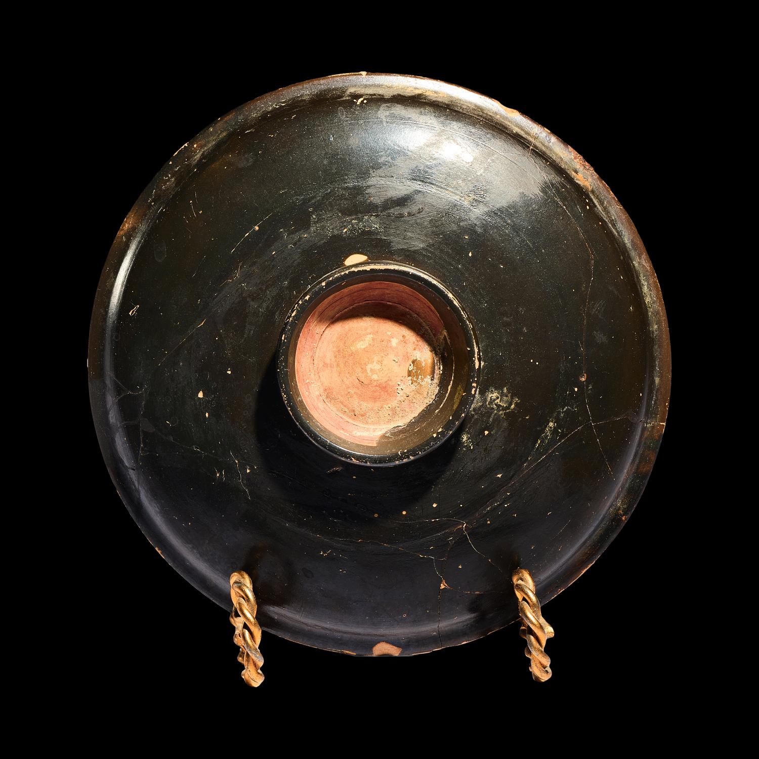 An Apulian Red-Figured Patera