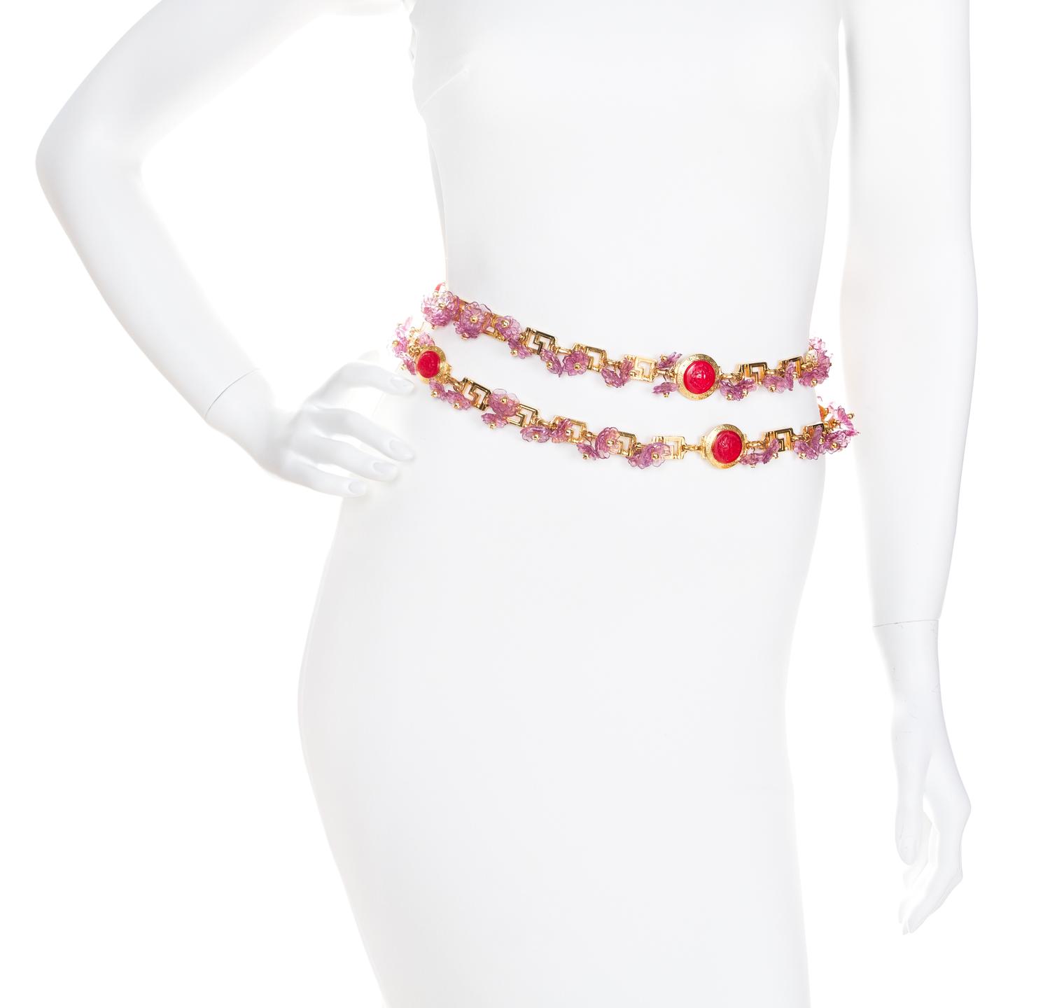 A Gianni Versace Purple Flower and Greco Link Belt, 55" x 1".