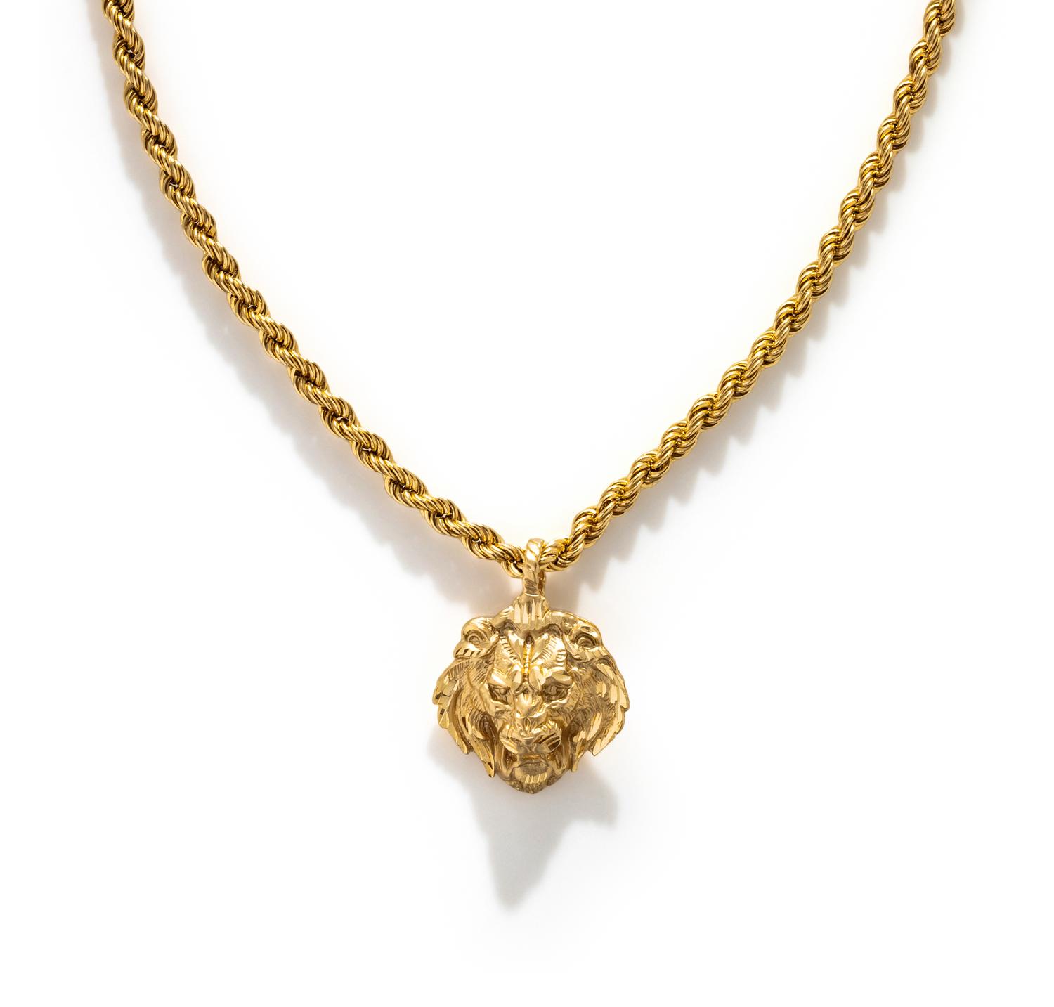 YELLOW GOLD LION NECKLACE