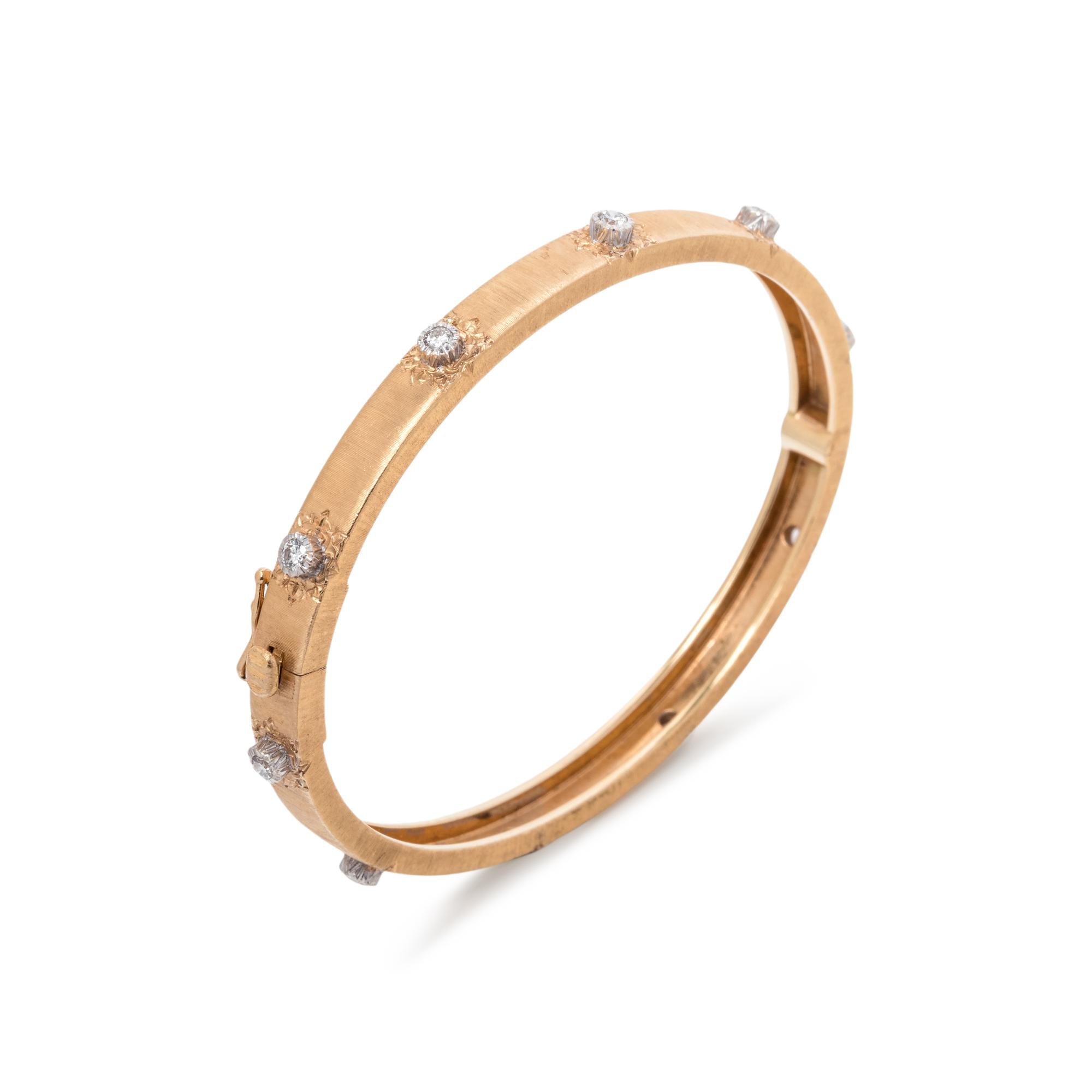 BUCCELLATI, YELLOW GOLD AND DIAMOND 'MACRI CLASSICA' BANGLE BRACELET