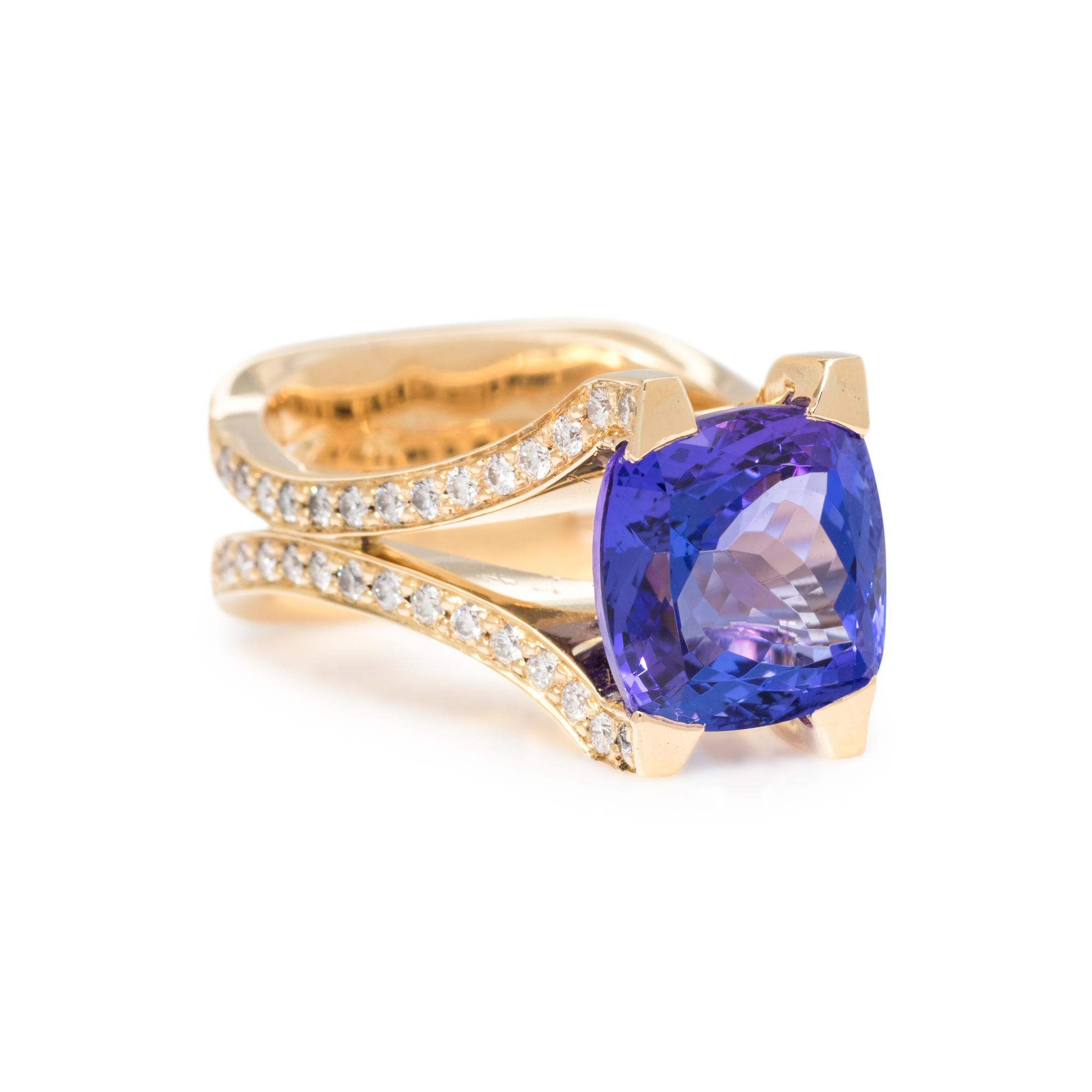 TANZANITE AND DIAMOND RING