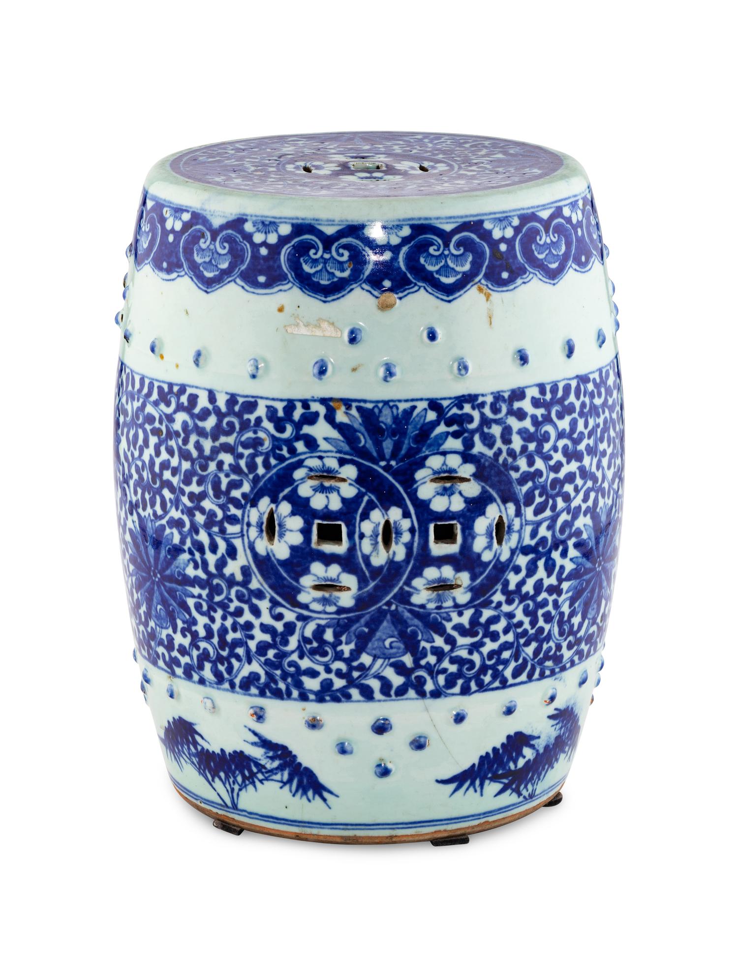 A Chinese Blue and White Porcelain Garden Stool