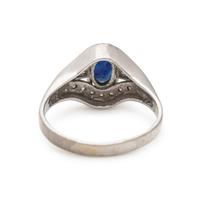 SAPPHIRE AND DIAMOND RING