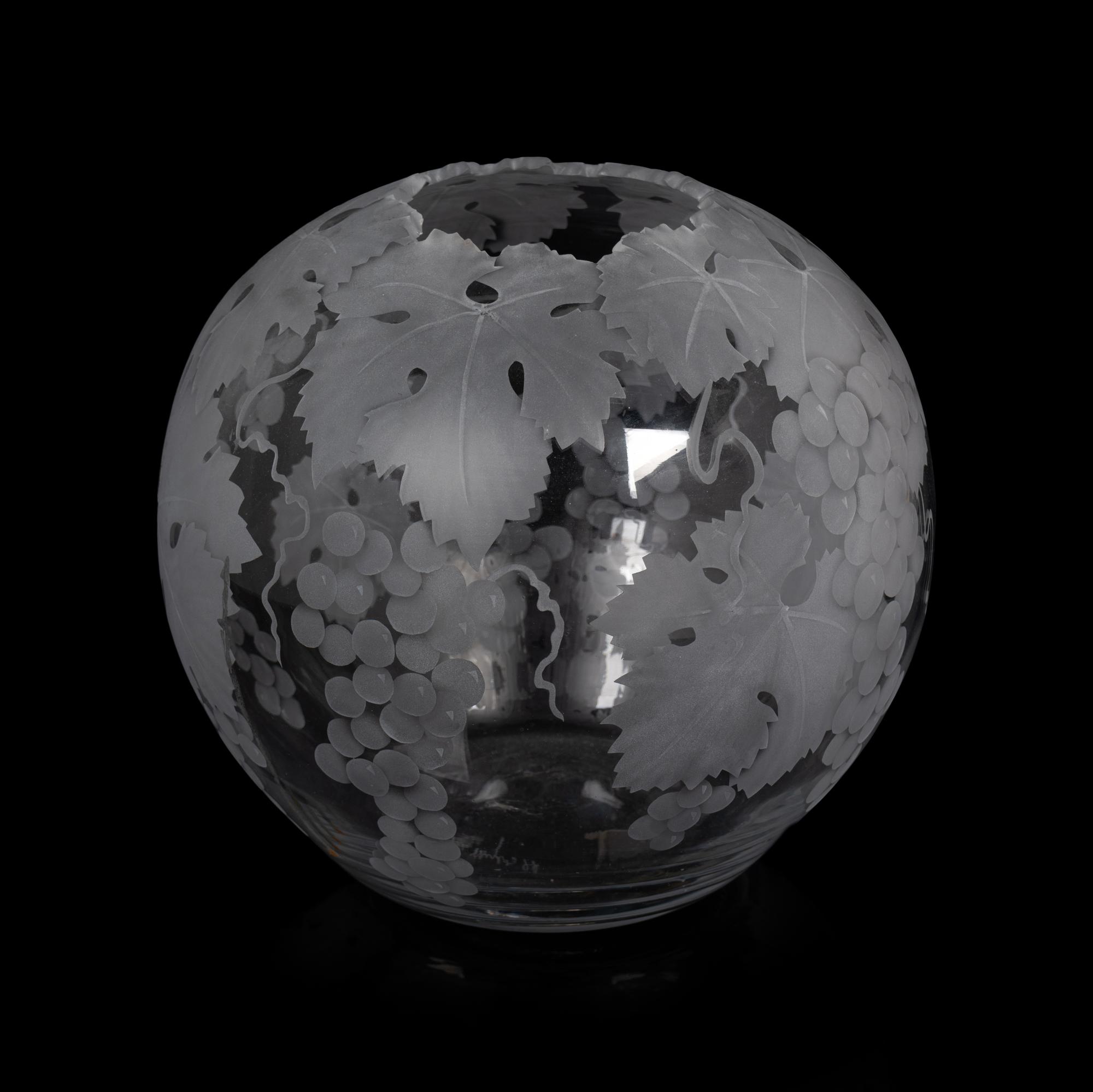 A Cynthia Myers Studio Art Glass Vase