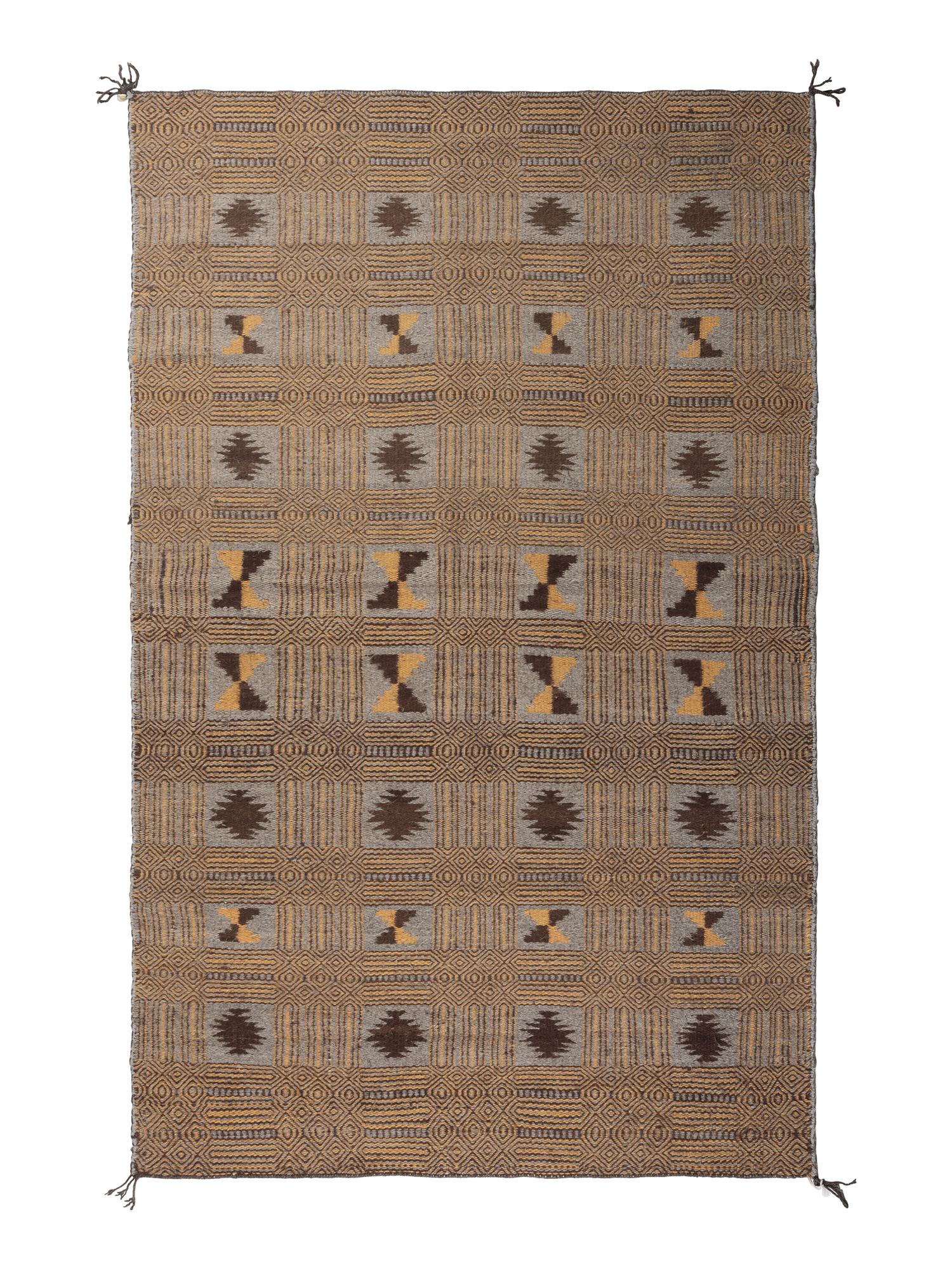 Navajo Double-Sided Twill Weave / Rug